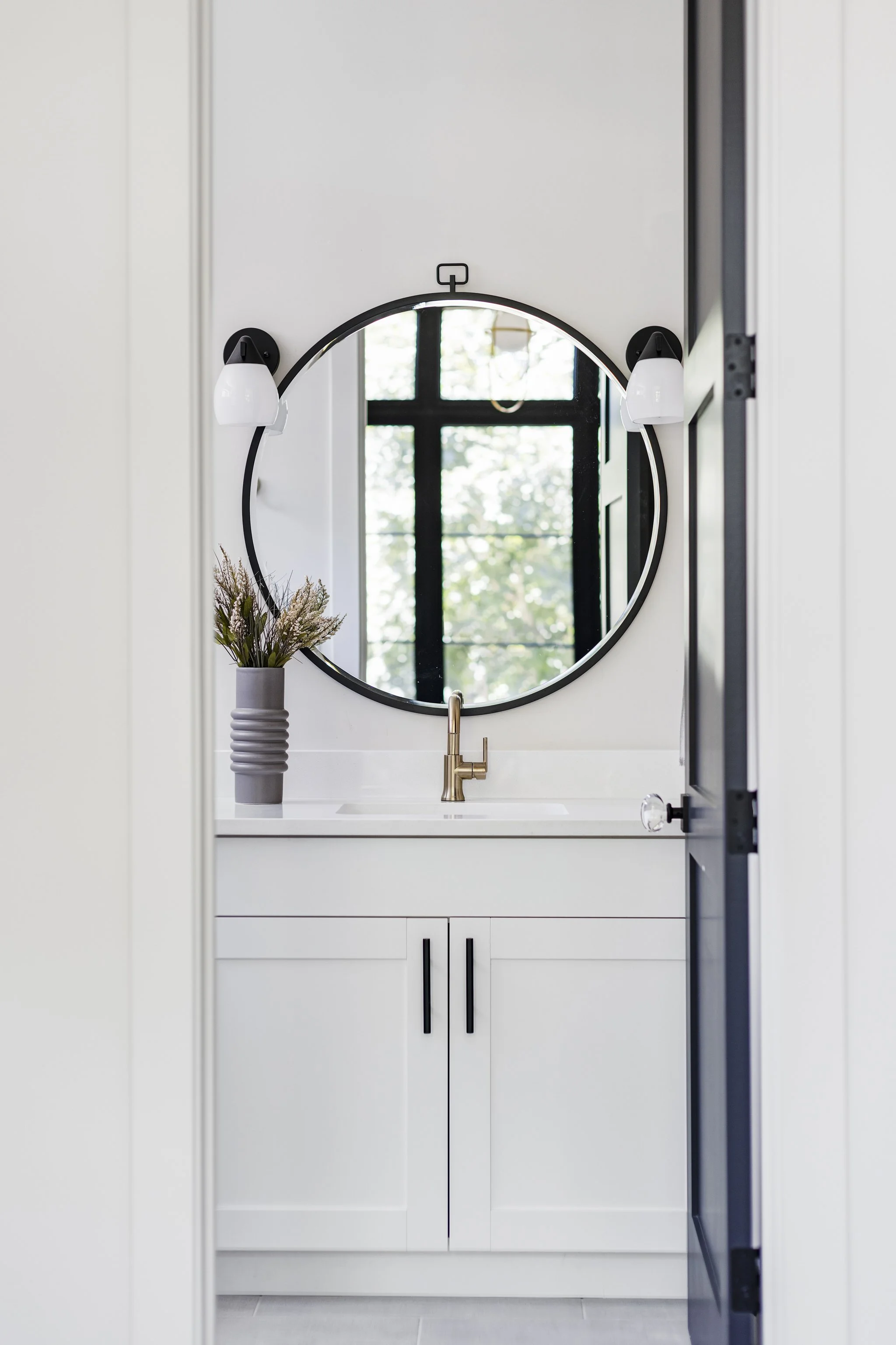 RaeScott_1055 S Josephine St_web-39.jpg