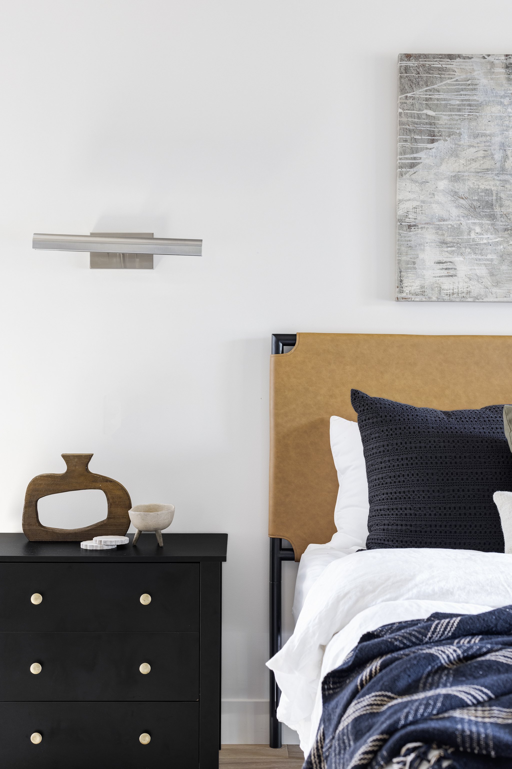 RaeScott_1055 S Josephine St_web-30.jpg