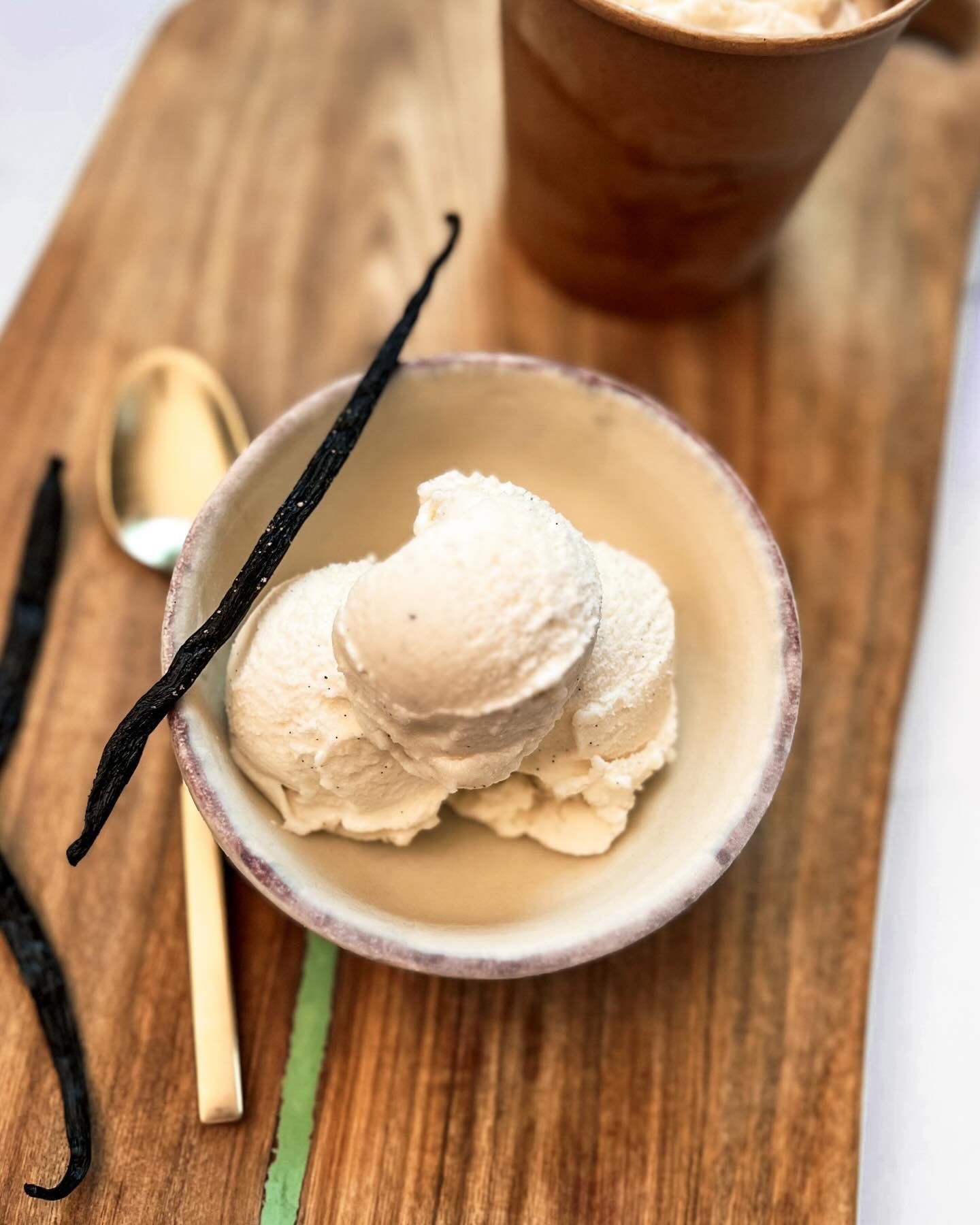 Ice Scream for Madagascar Vanilla Bean Ice Cream 

It&rsquo;s the question old as time&hellip; Are you a vanilla ice cream person or a chocolate ice cream person? Friends, I&rsquo;m a vanilla ice cream person. I like chocolate ice cream however vanil