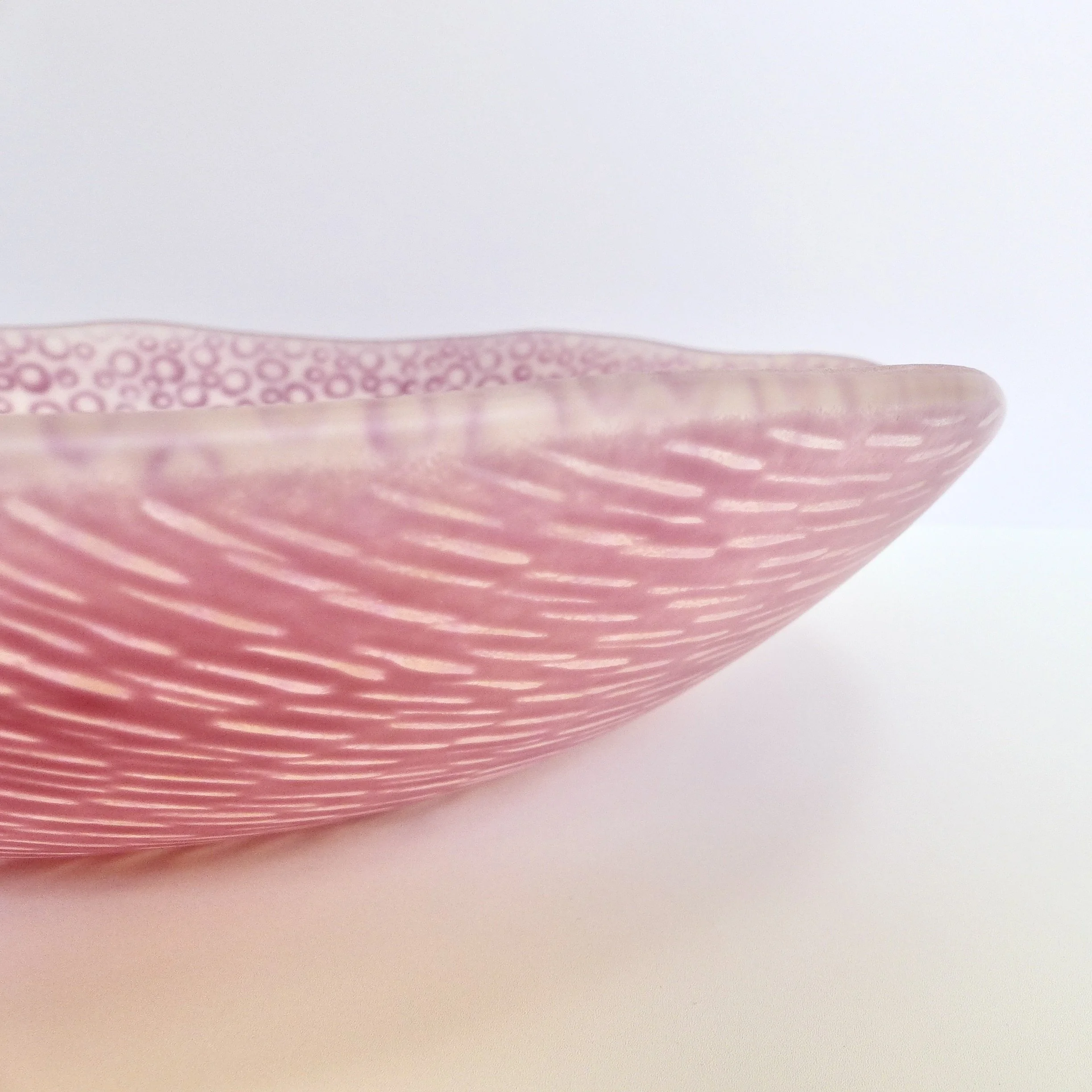 PINK PATTERN BOWL
10.5"x2.5"