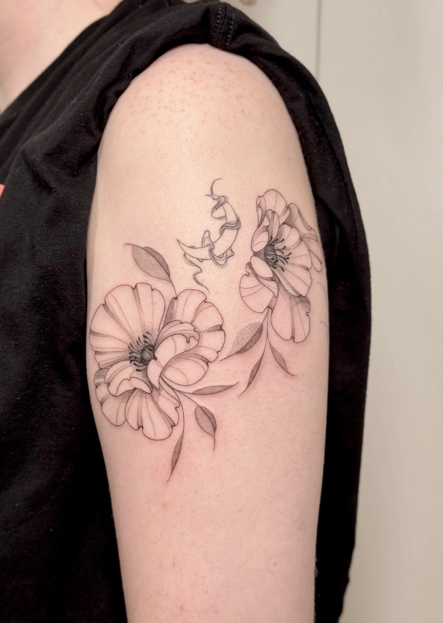 julia-fineline-poppy-flower-tattoo-soho-nyc-uplift.jpg