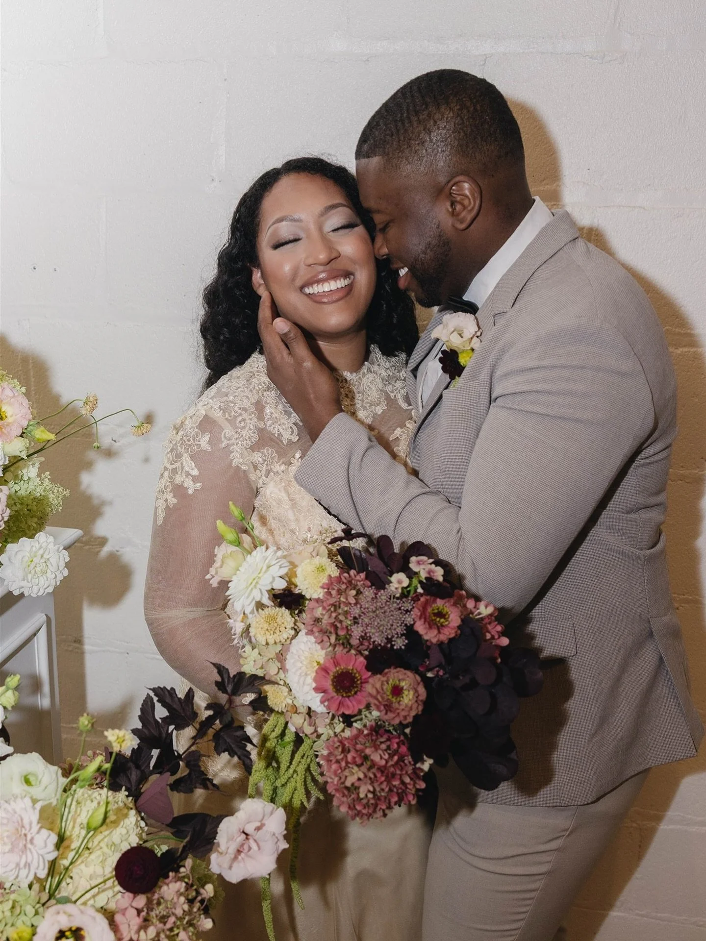 Dunia and John's love was so tangible and it was so fun to capture it!
Vendors:
Venue: @paikkamn
Florals and decor: @kalie.nicole.events
Dress: @saint_strange
Models: @duniaplusjohn
Makeup: @mua_meyglys
.
.
#minnesotaweddingphotographer #wedd