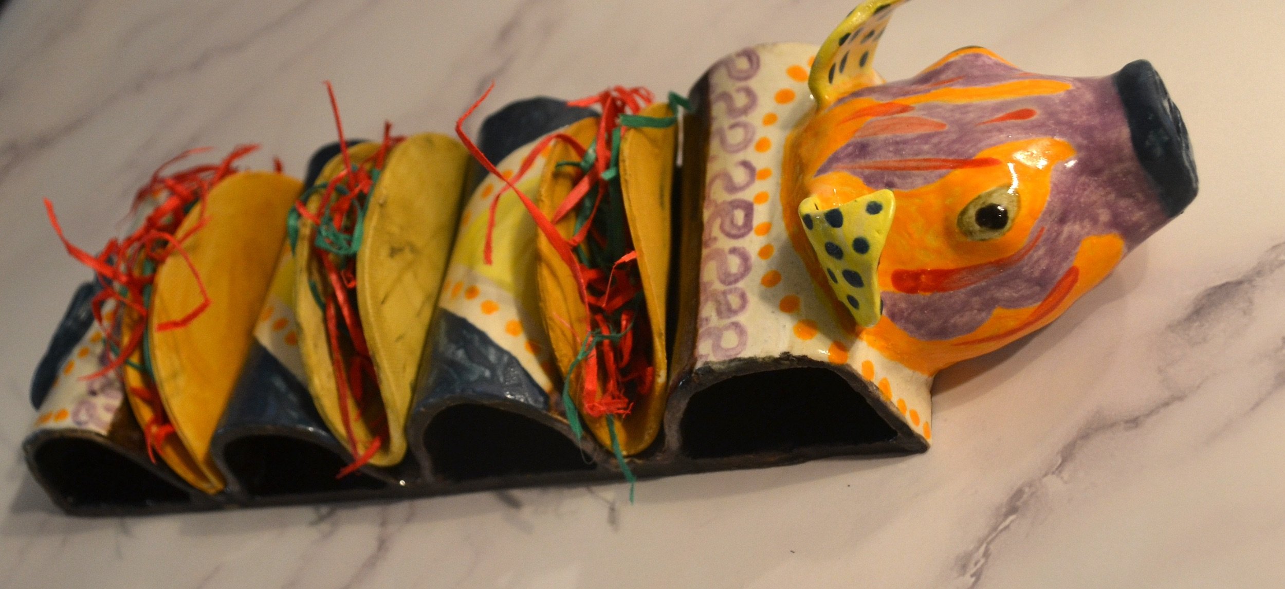black-ceramic-colored-ldots-pig-taco-tray..jpeg