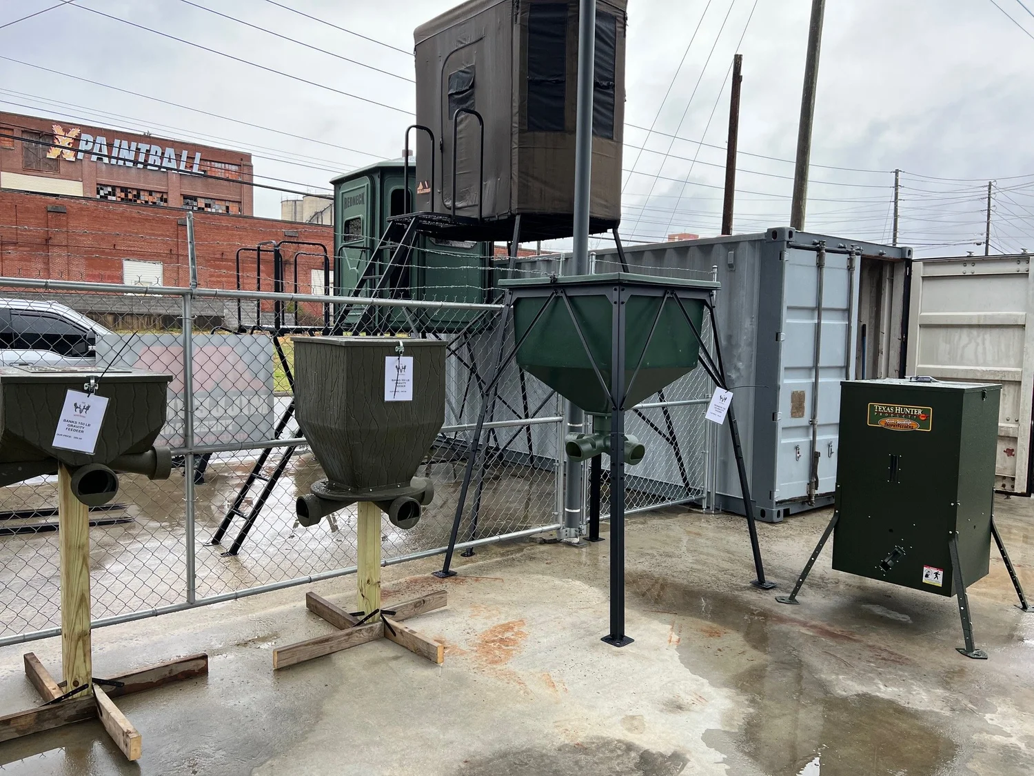 We Sell Quality Protein Feeders, Gravity Feeders, and Spin Feeders in Northwest and Rome