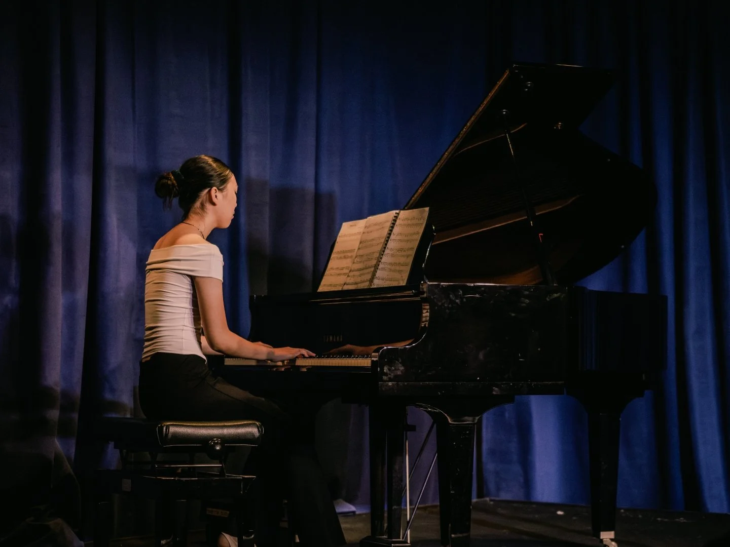 Legatissimo Music Education Broadmeadow Piano Voice Lessons Rachel (9).jpg