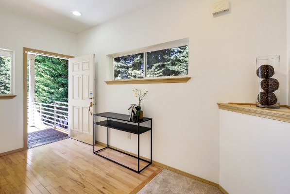 Perfect Starter Townhome in West Seattle