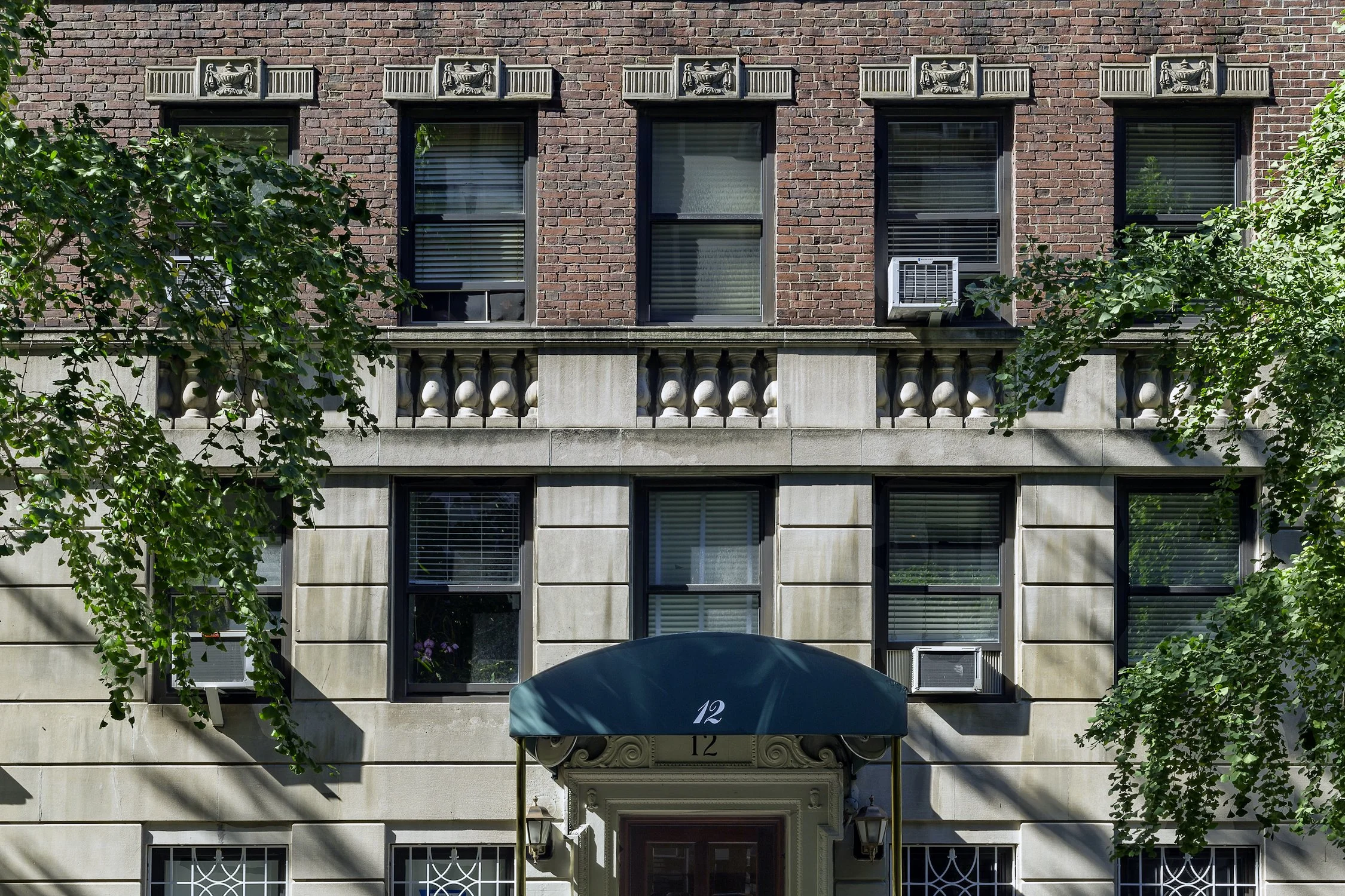 135A3605.06 flat.jpg