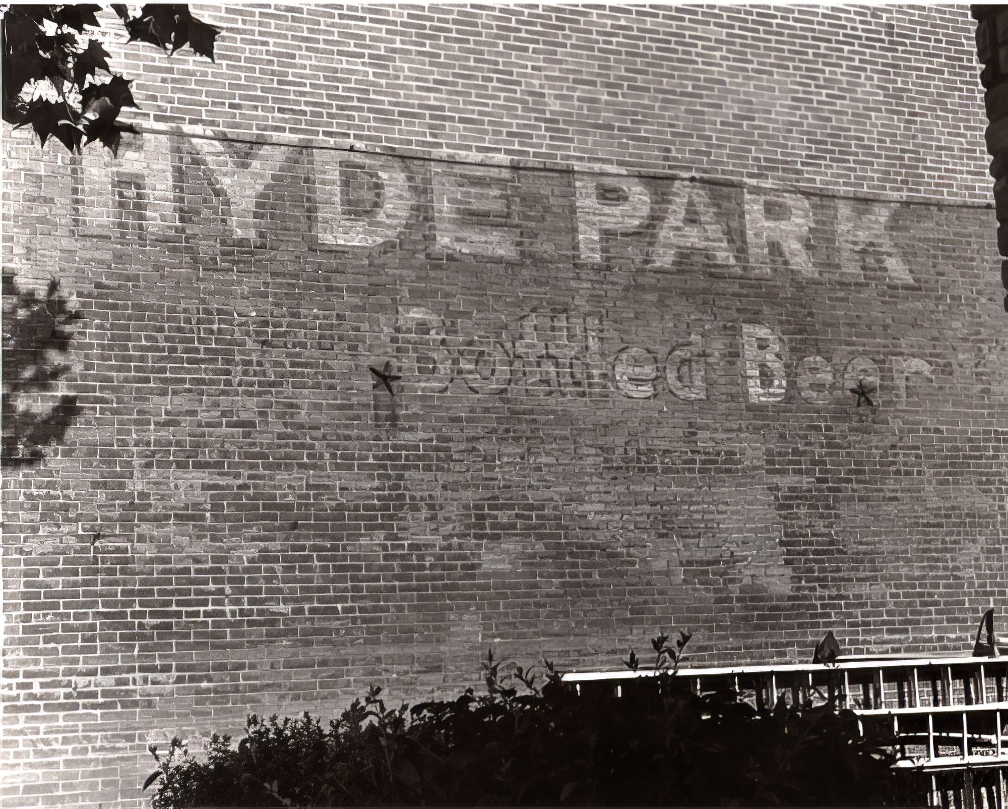 Stage_hyde-park-bottled-beer.jpg