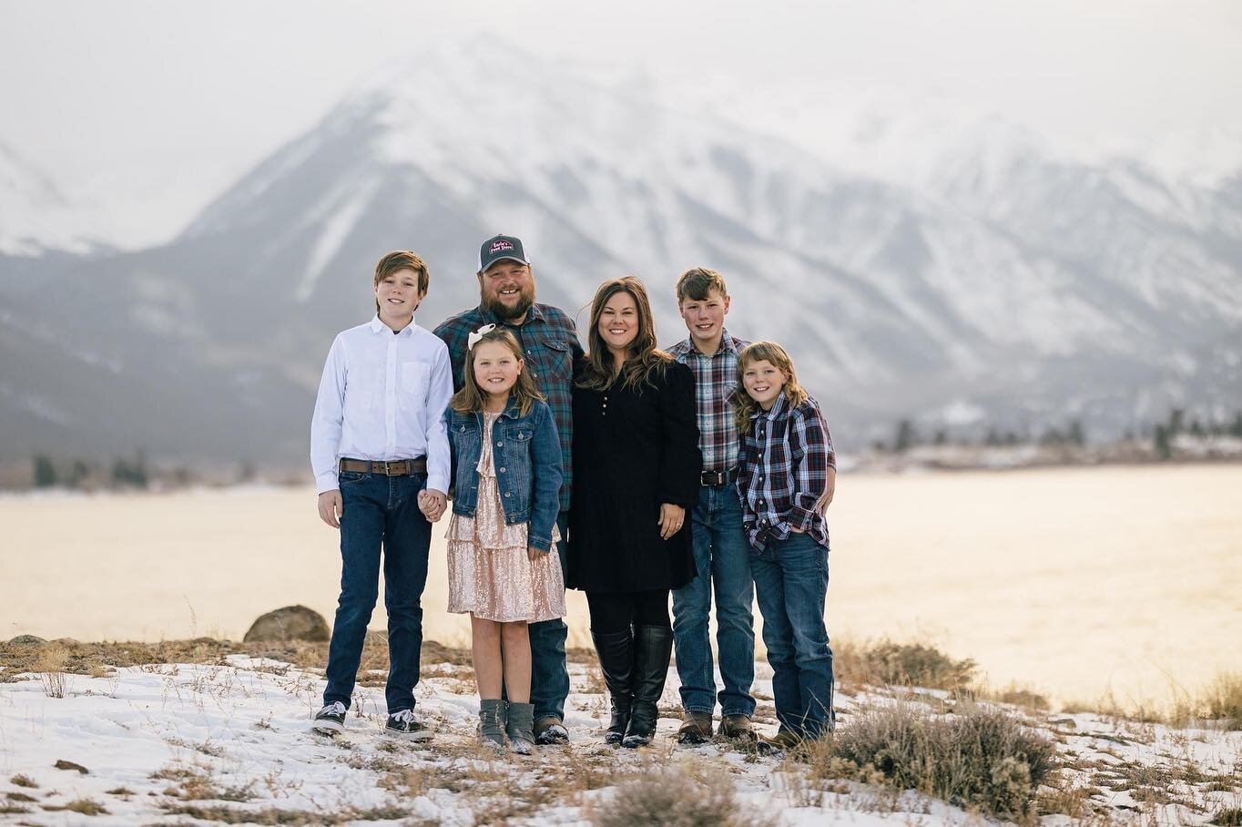 This is 10 years of photographing the Courson family! These kids are THE best and so much fun! It has been such a treat to watch them grow up in front of my camera! And, it's definitely gotten easier year after year to get smiles out of everyone! Enj