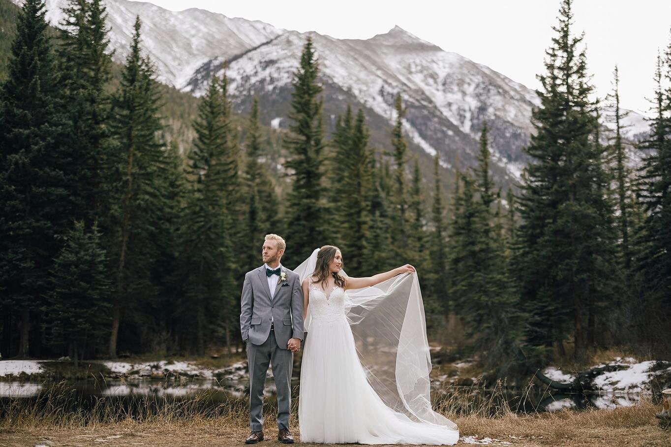 Katherine and Caleb had the most beautiful wedding this weekend. As many folks said throughout the day, their celebration was truly out of a Hallmark movie! Congrats to the bride and the groom!

Venue: Spring Canyon
Florals: Deb Schiess
Catering: Ror