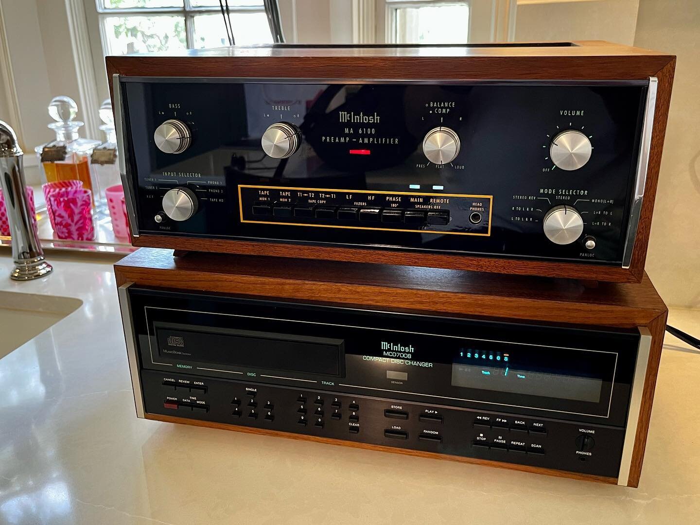 Did you know we have a passion for vintage audio? We partner with Absolute Sound Laboratories to fully restore pieces to factory spec and beyond. A custom fabricated walnut cabinet has this MCD7008 looking right at home next to the MA6100 #mcintosh #