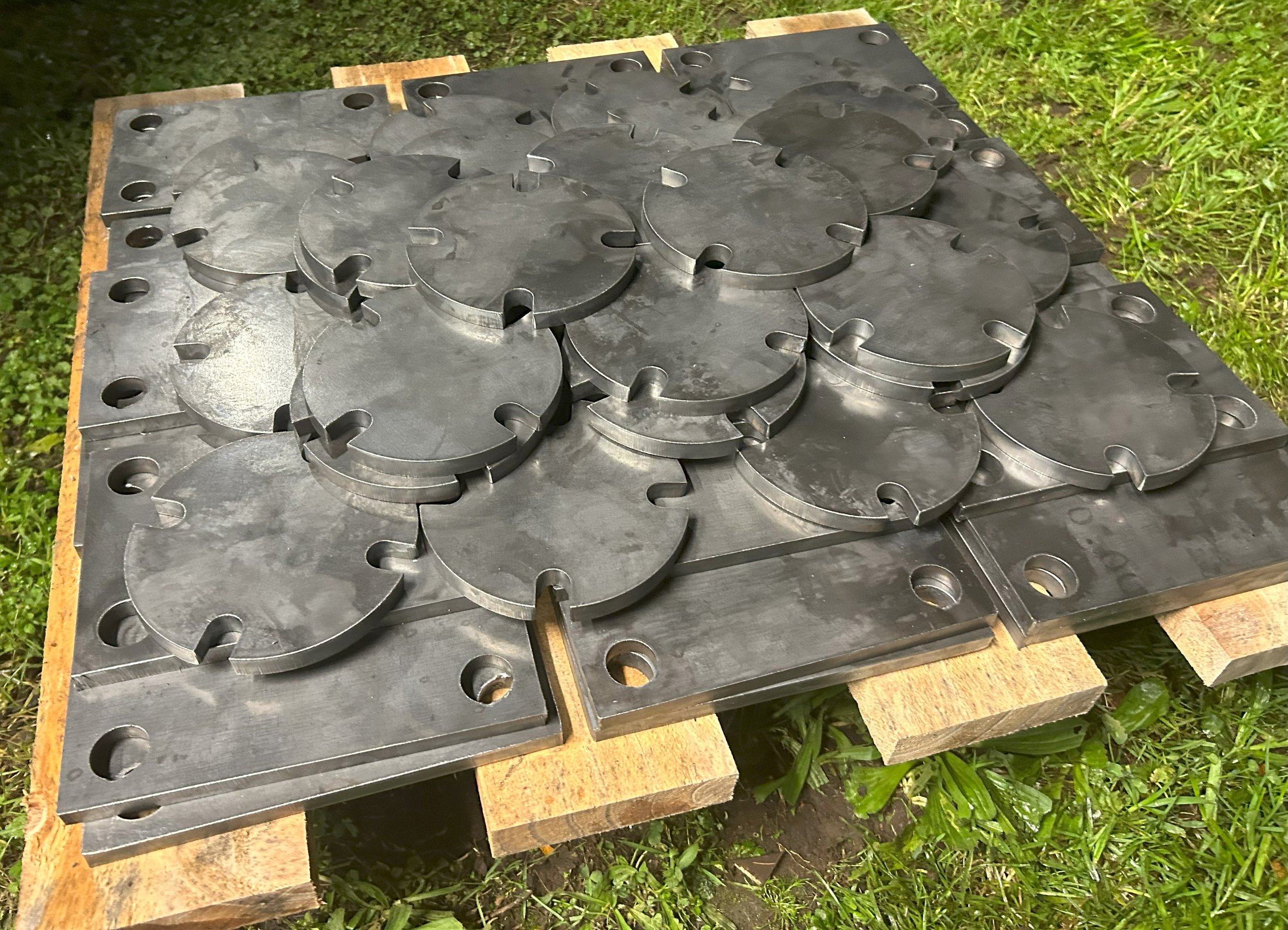 Conveyor parts - Late night rush job, 10mm Mild Steel.