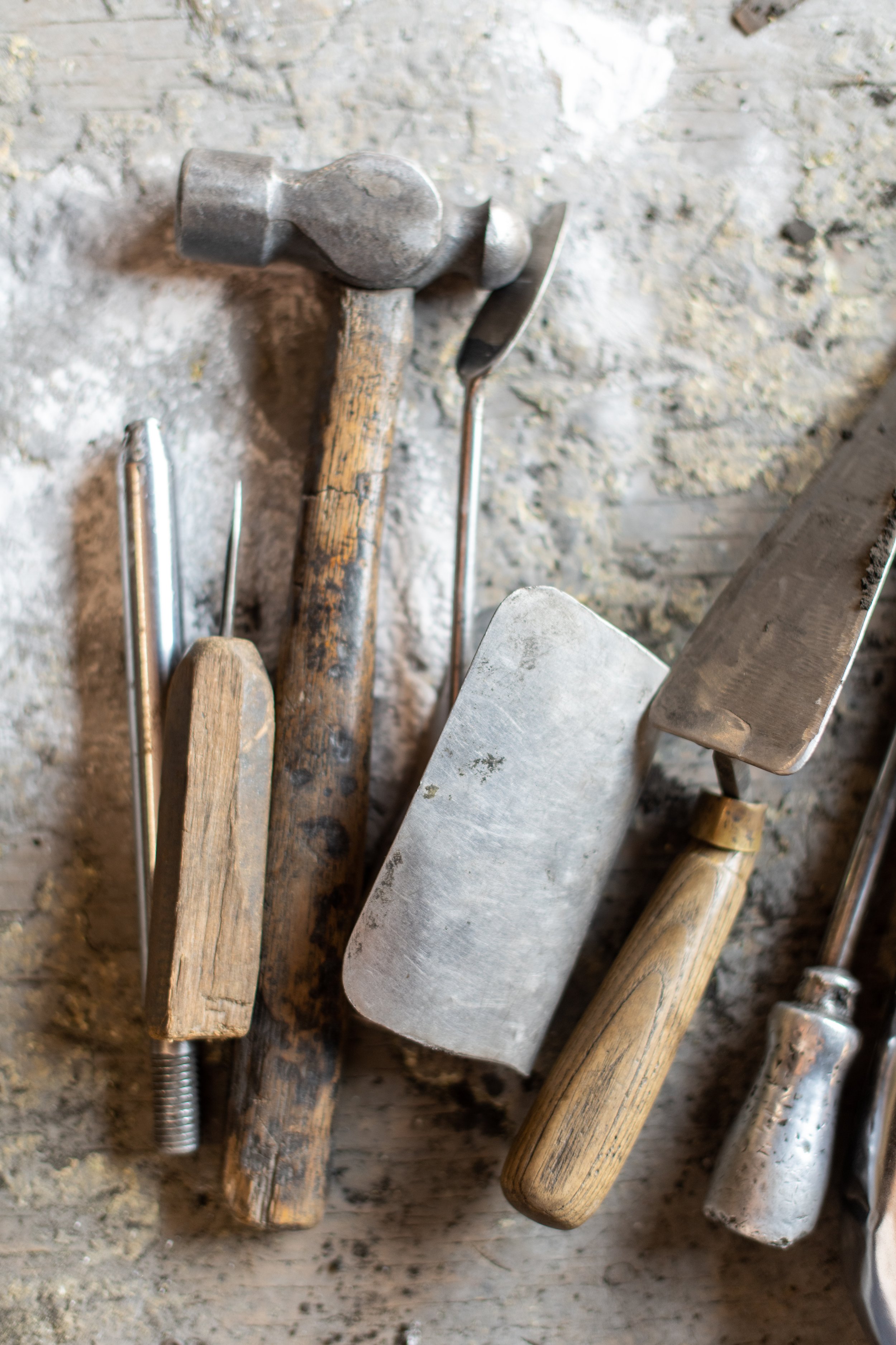 Plaque Restoration Services: Preserving Bronze &amp; Memorial Legacies