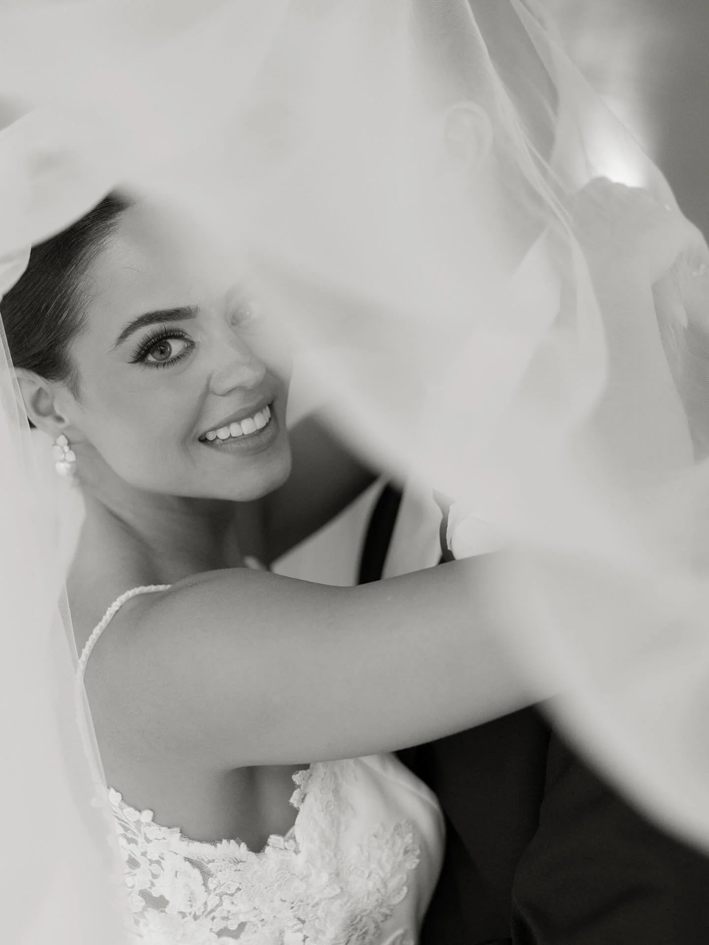 Vicky &amp; Drew 🤍 
Planner @claudiasolisweddings 
HMUA @saratamargo.makeupandhair 
Venue @secretsplayablanca 
Coordinator @selene_weddings
Travel Agency @justbookittravel_
Florals @essenzariviera