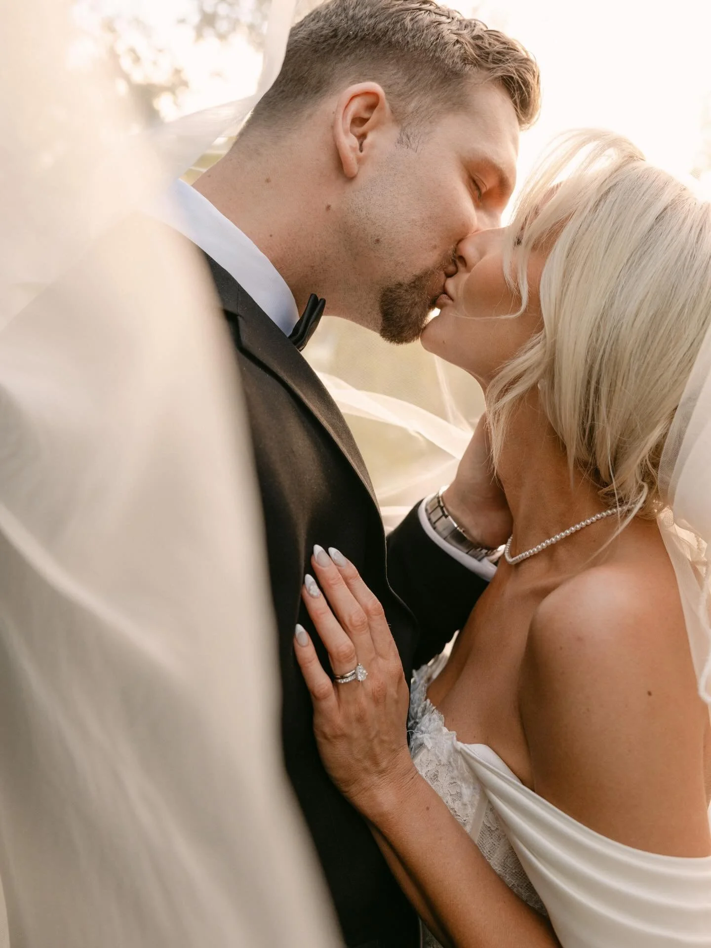 Shaunda &amp; Blake 
One of those couples that make everything feel easy and beautiful 🤍
Forever grateful to be part of their day!! 
Planning @claudiasolisweddings 
Venue @atelierplayamujeres 
.
#mexicocityphotographer #caboweddingphotographer #sanm