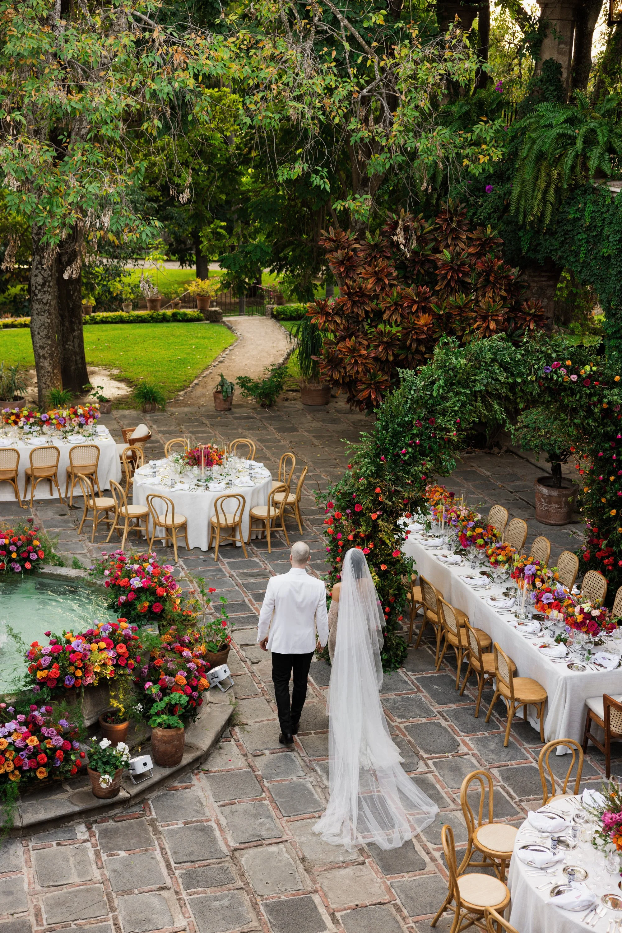 Romantic Wedding Venues with the Best Photography