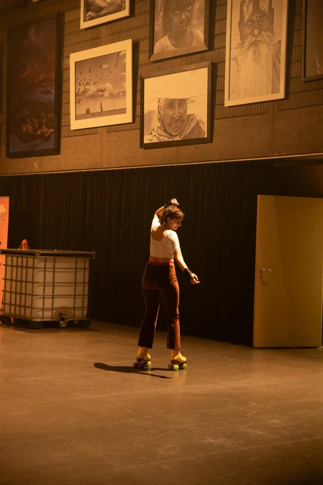 89_space__© Lena Baloch_web.jpg