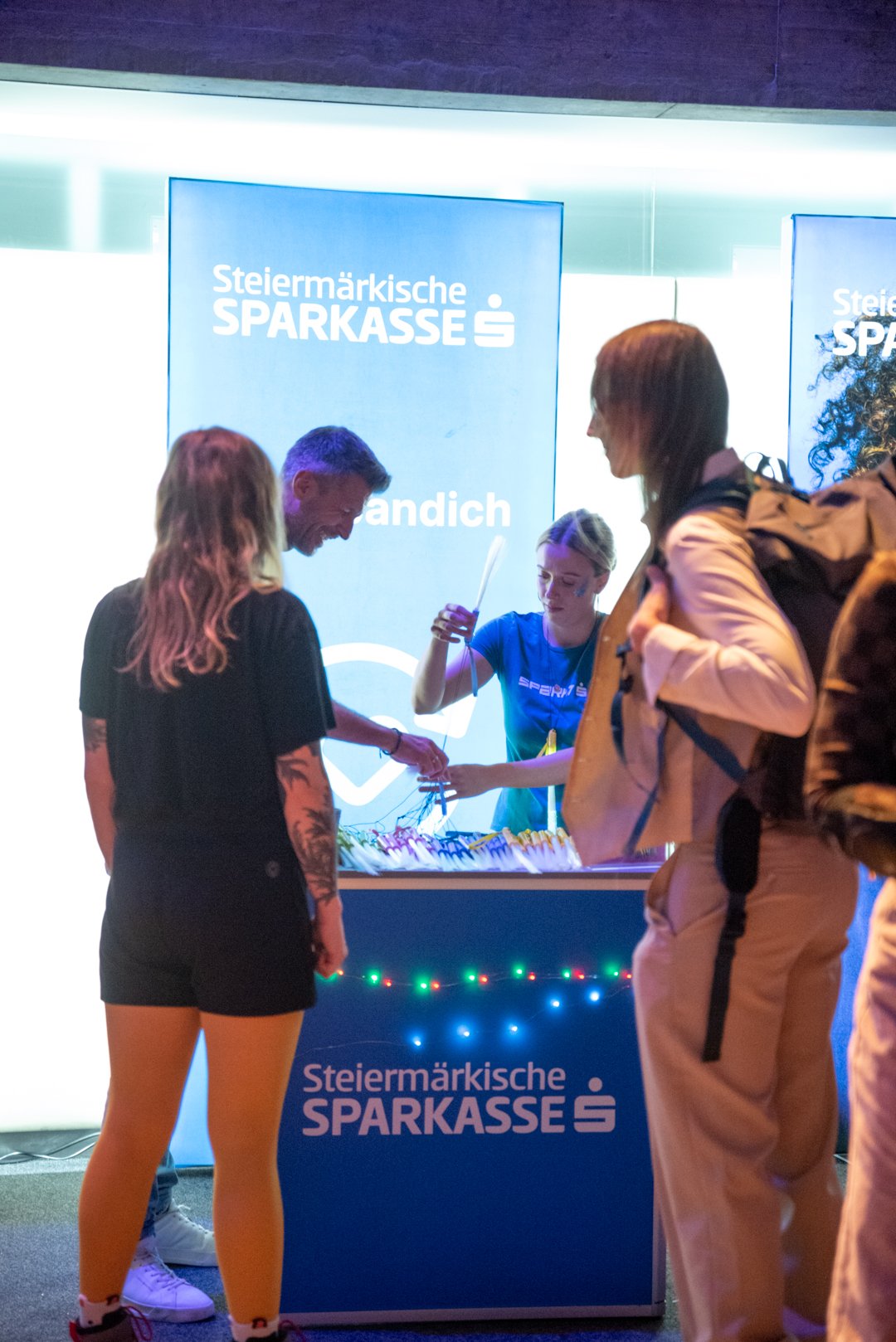 275_space__© Lena Baloch_web.jpg