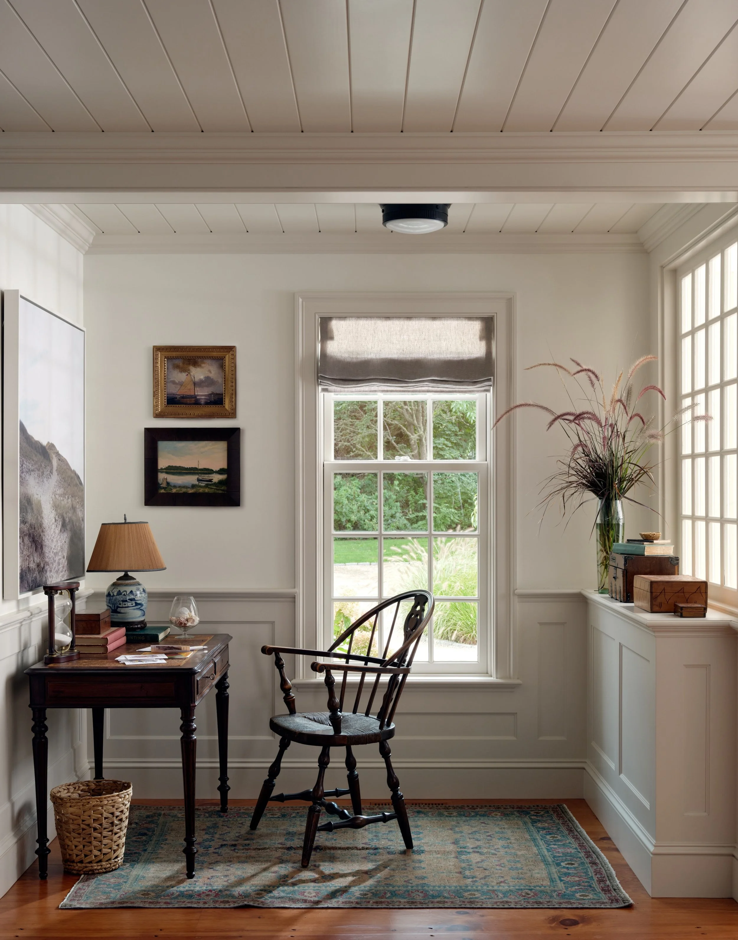 A picture that just screams New England summer. Or fall. Or both?

Interiors: @megmcsherryinteriors
Builder: @spencerandcompanybuilders
Architect: @ad_design_build
Stylist: @karinlidbeck
Photographer: @seanlitchfield