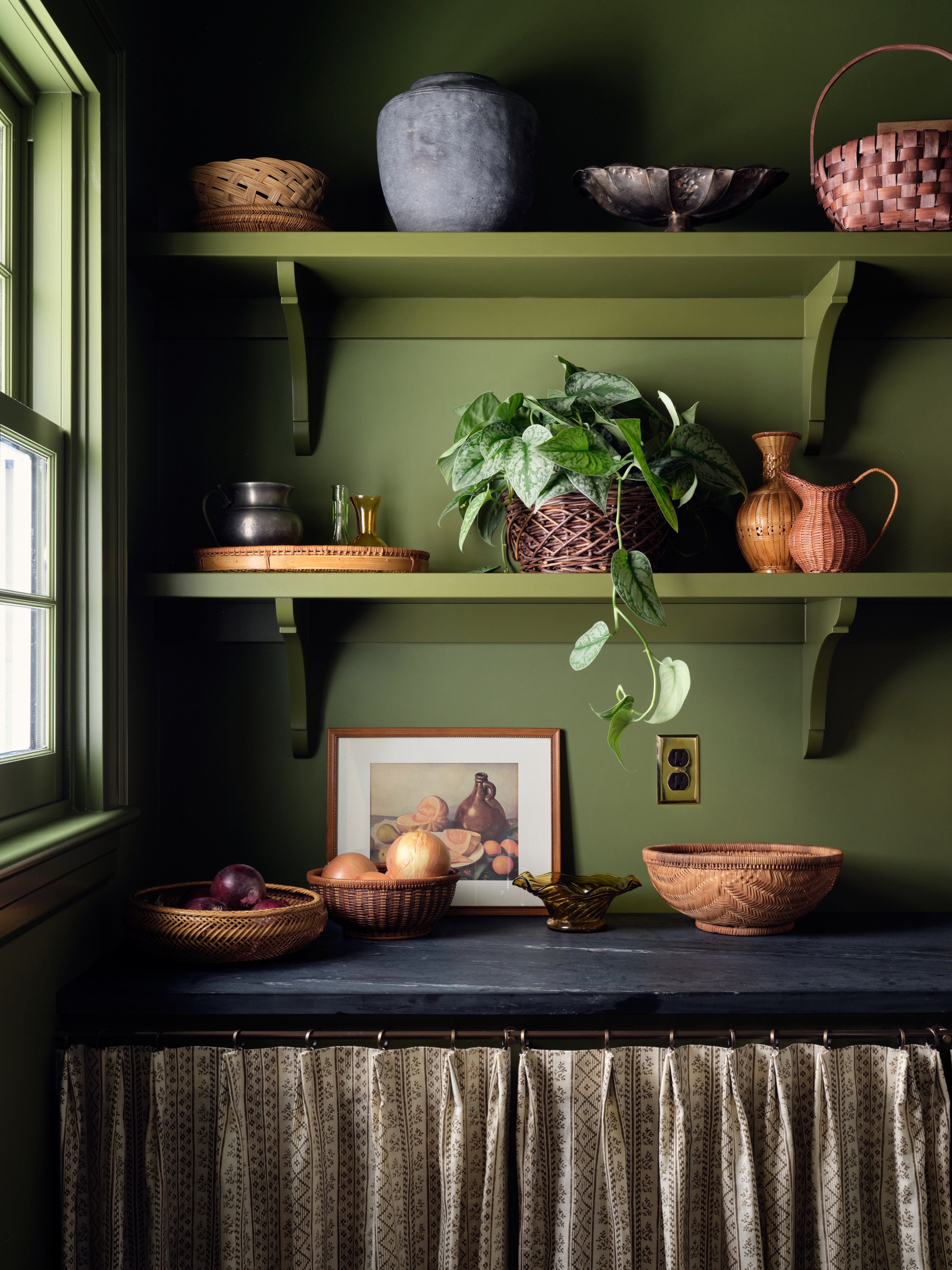 Green with envy over this pantry. As featured in the new issue of @bostonhomemag which is out now!

Interiors: @megmcsherryinteriors
Builder: @cradockbuilders
Photographer: @seanlitchfield