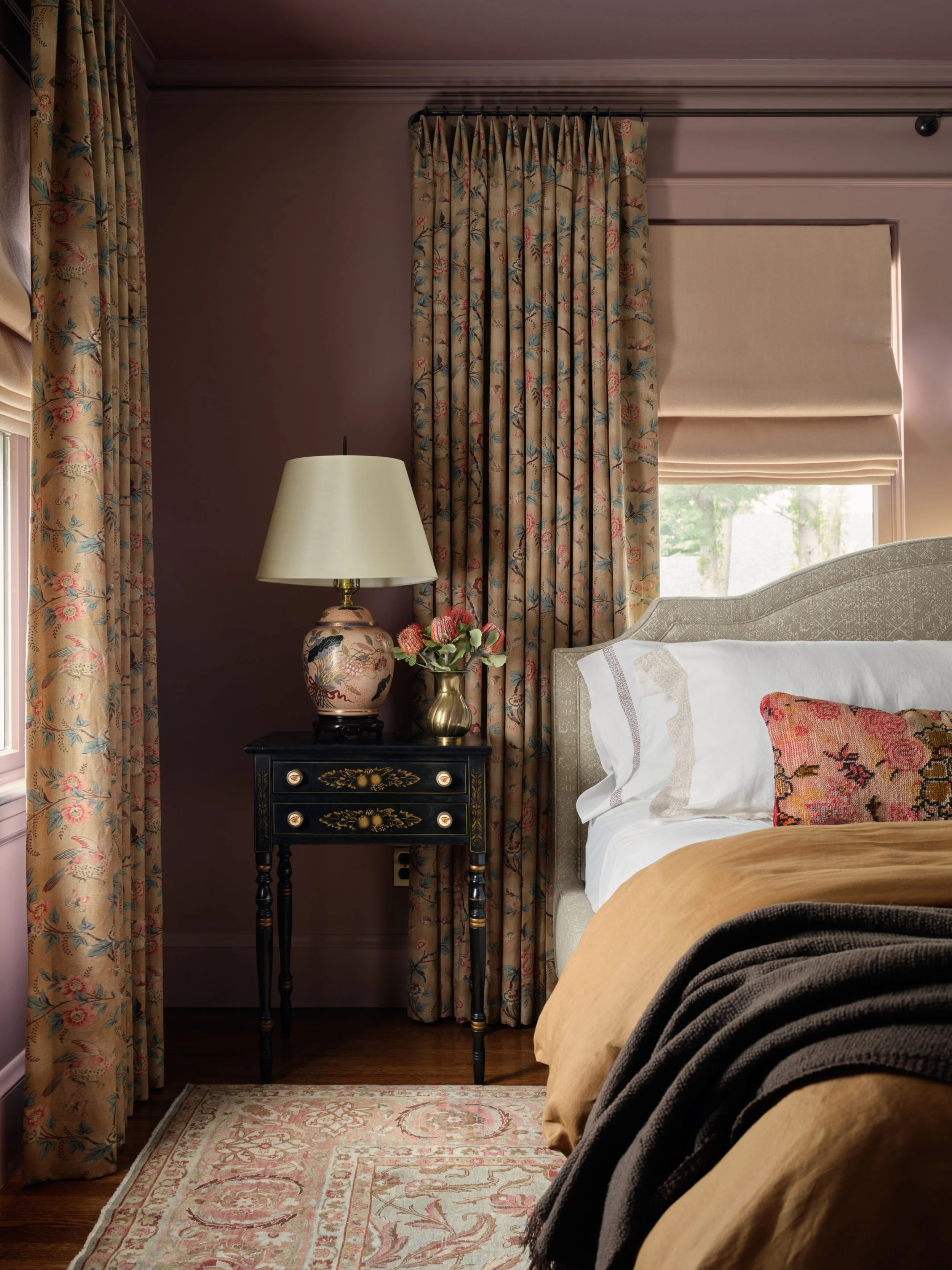 An ode to always pick the color and the pattern

Interiors: @megmcsherryinteriors
Builder: @cradockbuilders
Photographer: @seanlitchfield