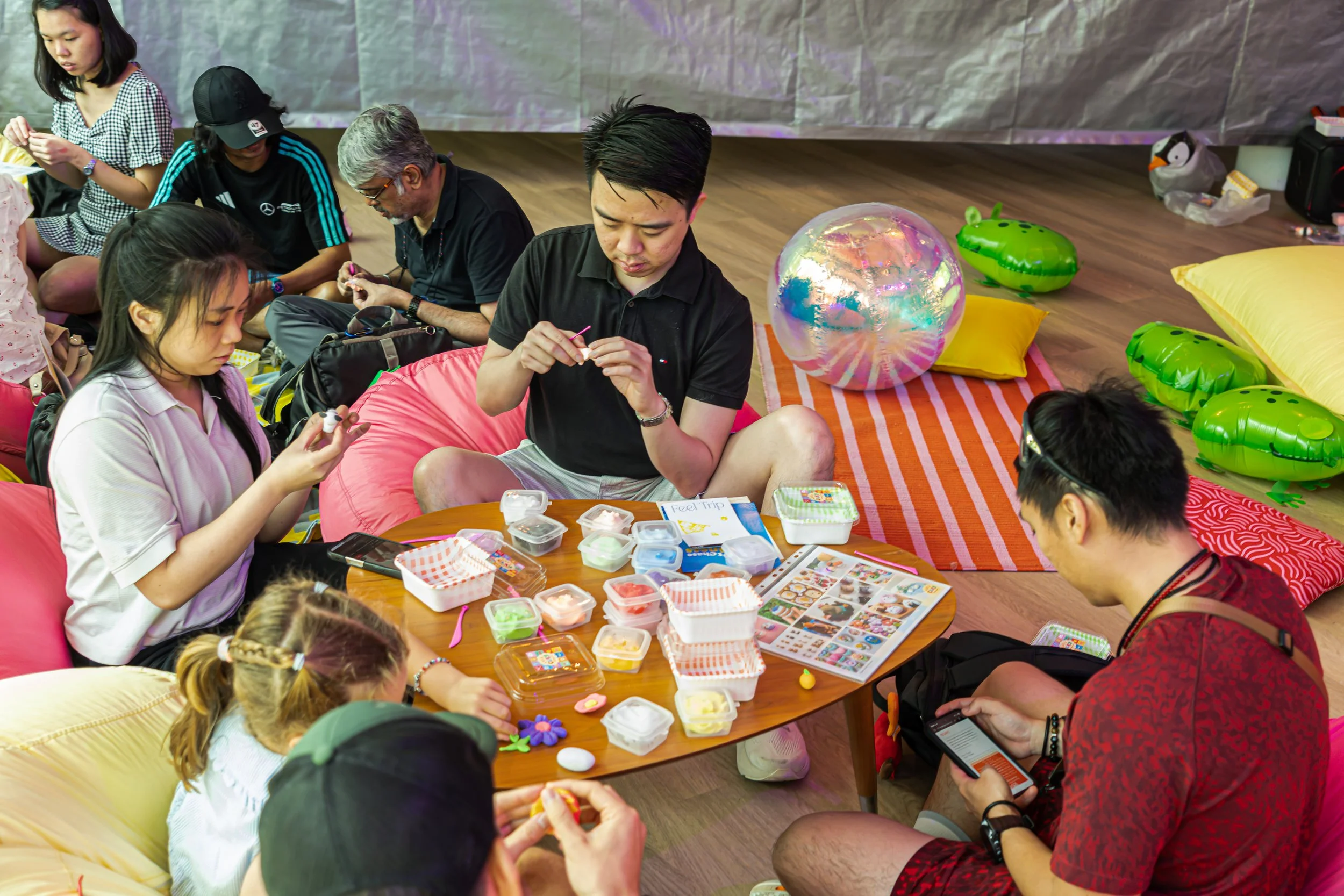 Feel Trip Image 2-82.jpg