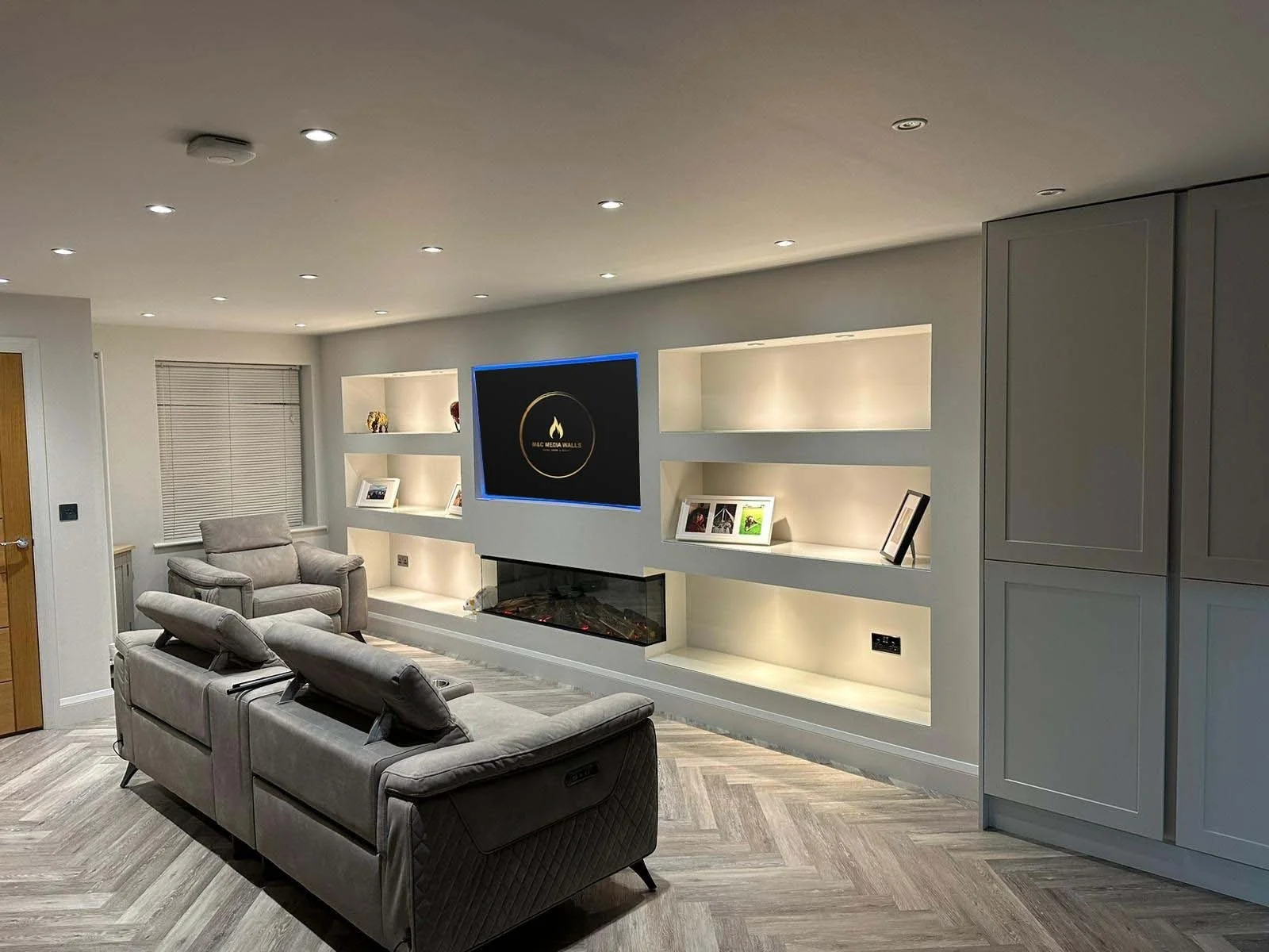 cc4dde3e-ce32-4f4e-a2e2-65d1f0c747b5.jfif