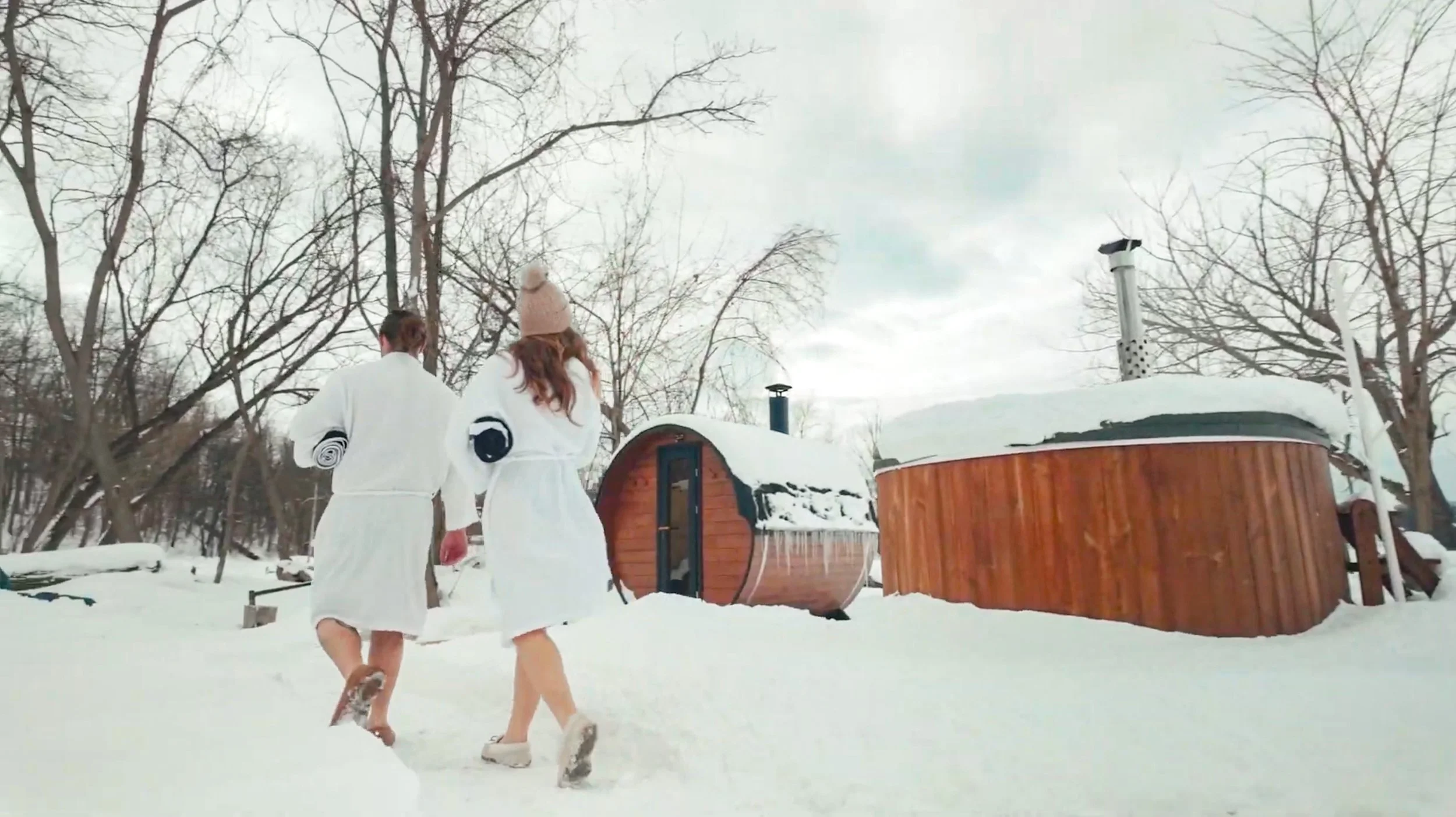 Why Winter at Hideaway Bay Resort Is New York’s Most Magical Hidden Escape