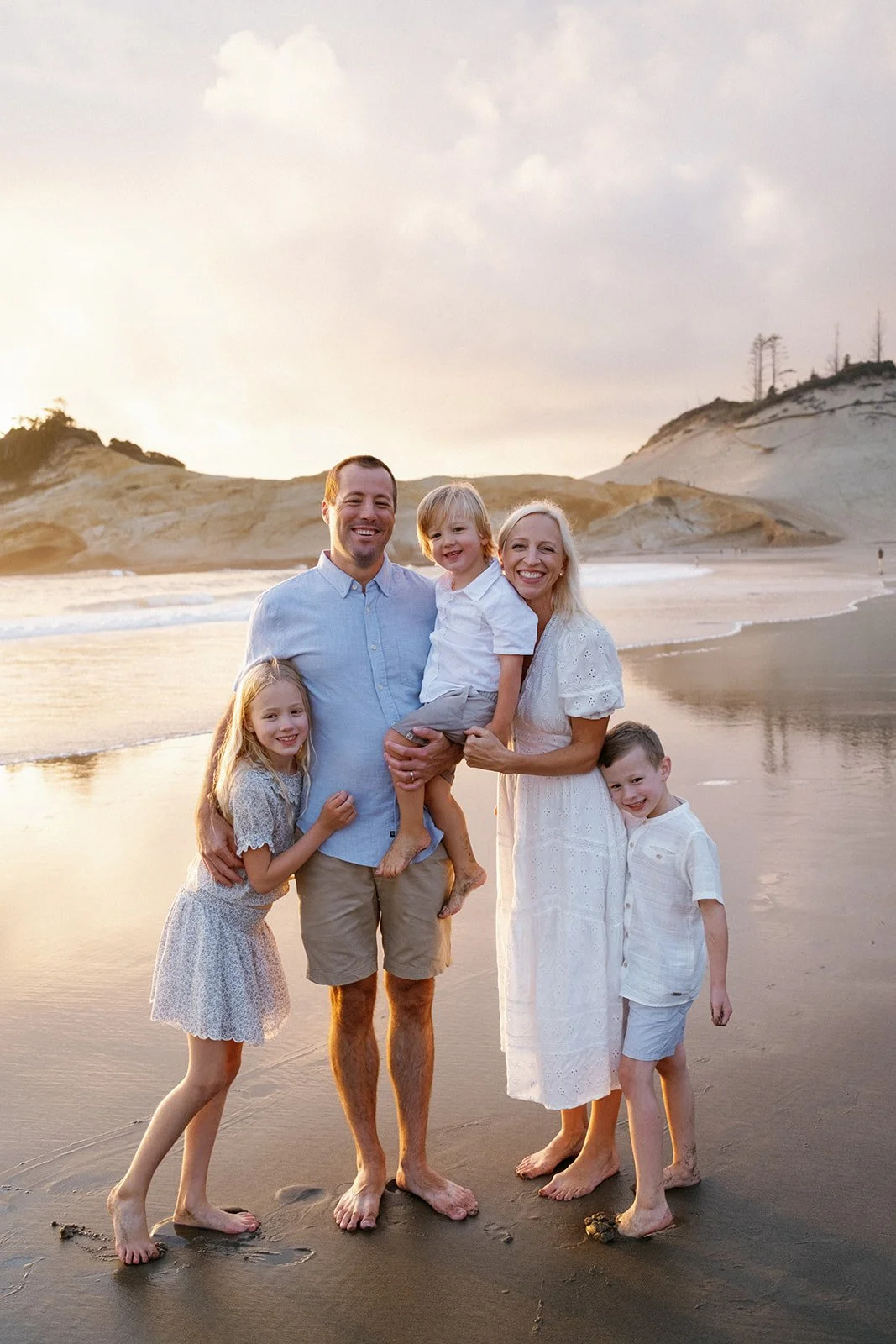 Family.2024.OregonCoast.JLS-39.jpg