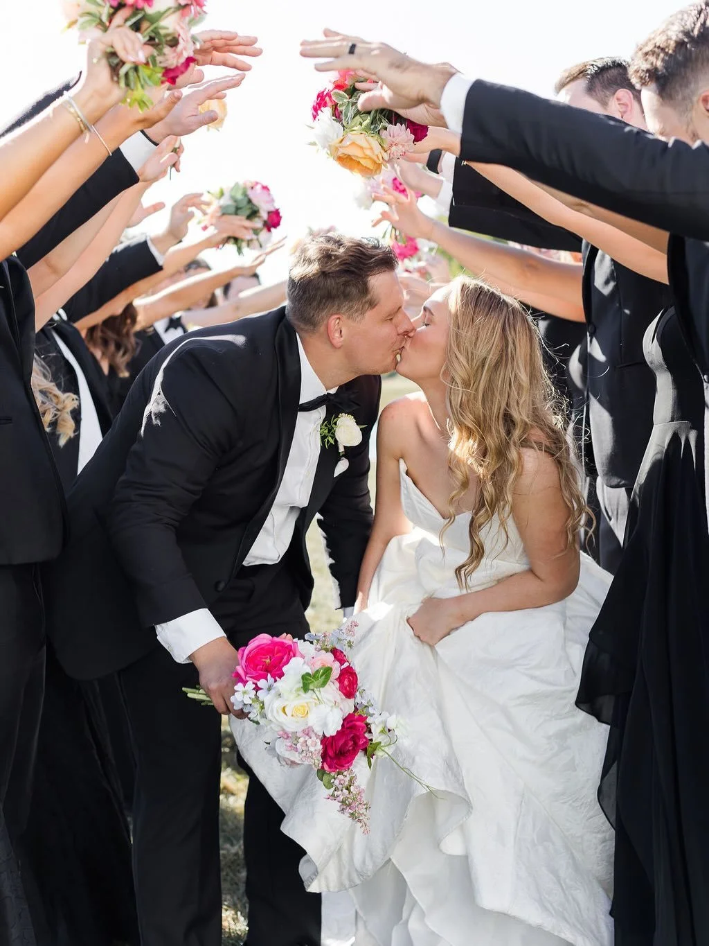 Happy Valentine&rsquo;s Day! May your love last as long as your wedding flowers. 😉🌸🌷 

(around here that means forever) 

Photographer - @bellafaithphotography 
Venue - @emersonfieldsvenue 
Floral Design - @_bloomwright 
Tableware - @7sisterstable