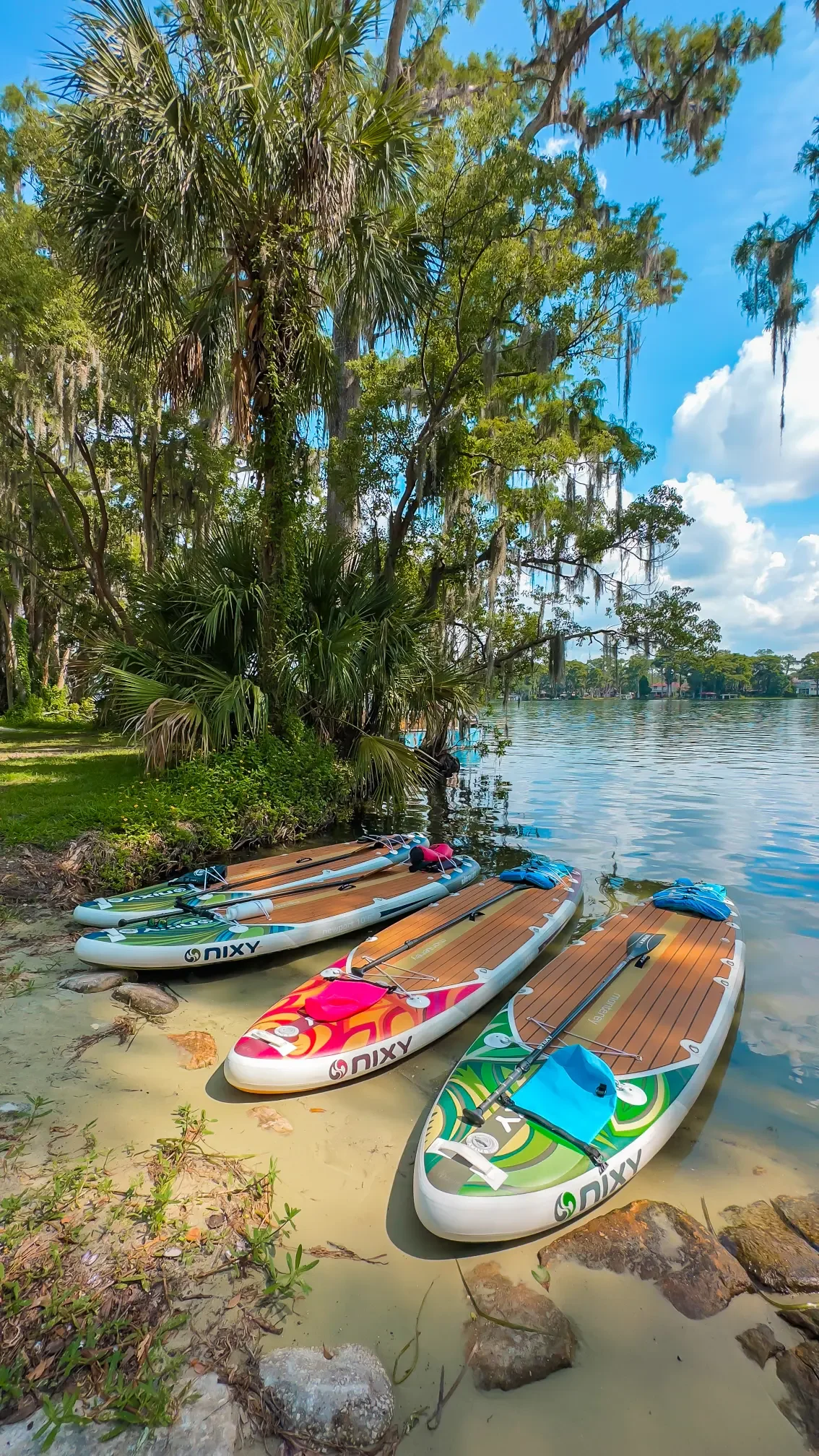 Winter Park paddle tours with Otter Paddle Orlando on the Winter Park Chain of Lakes.