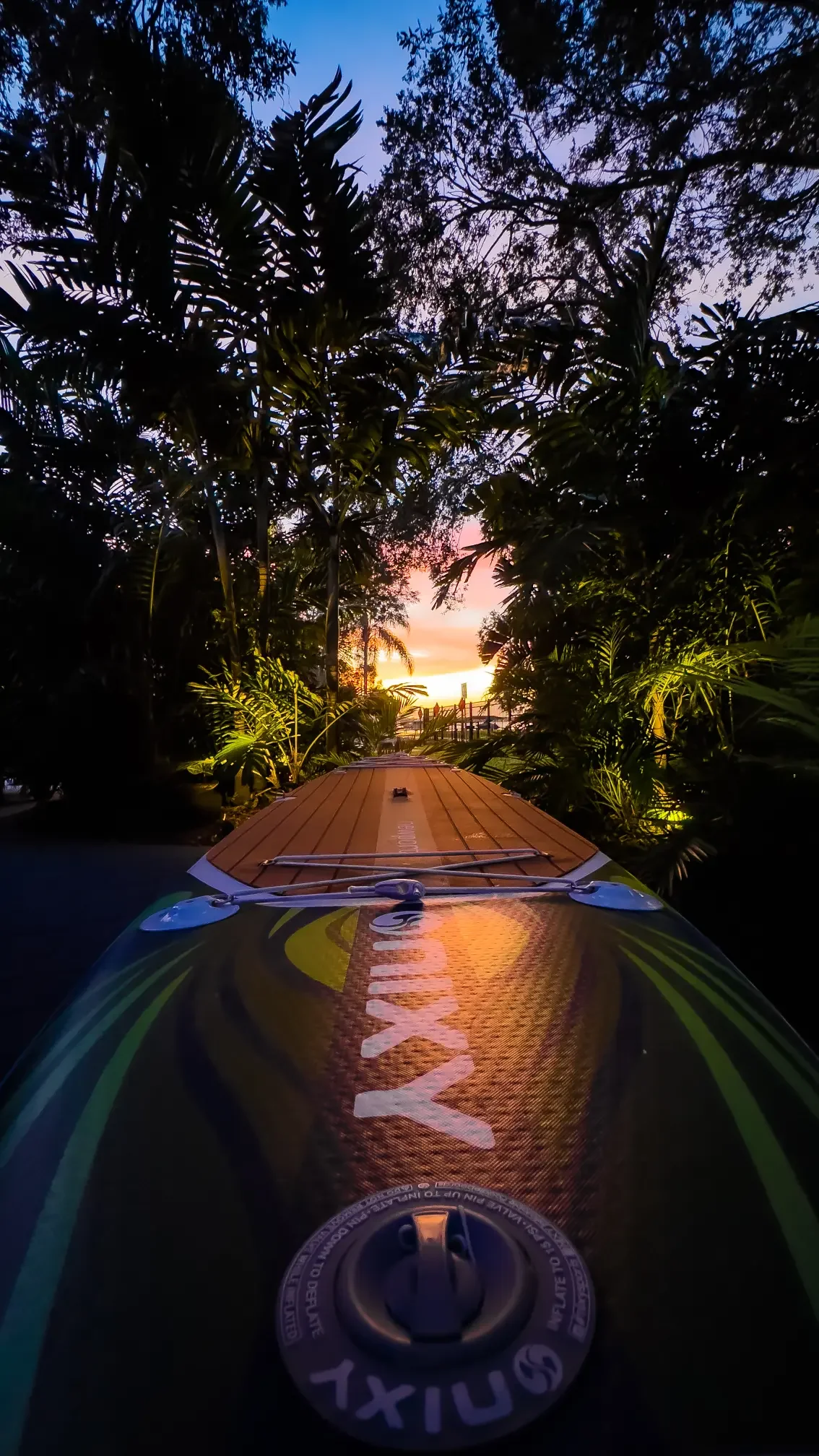 Lake Conway sunset paddle tour with Otter Paddle Orlando.