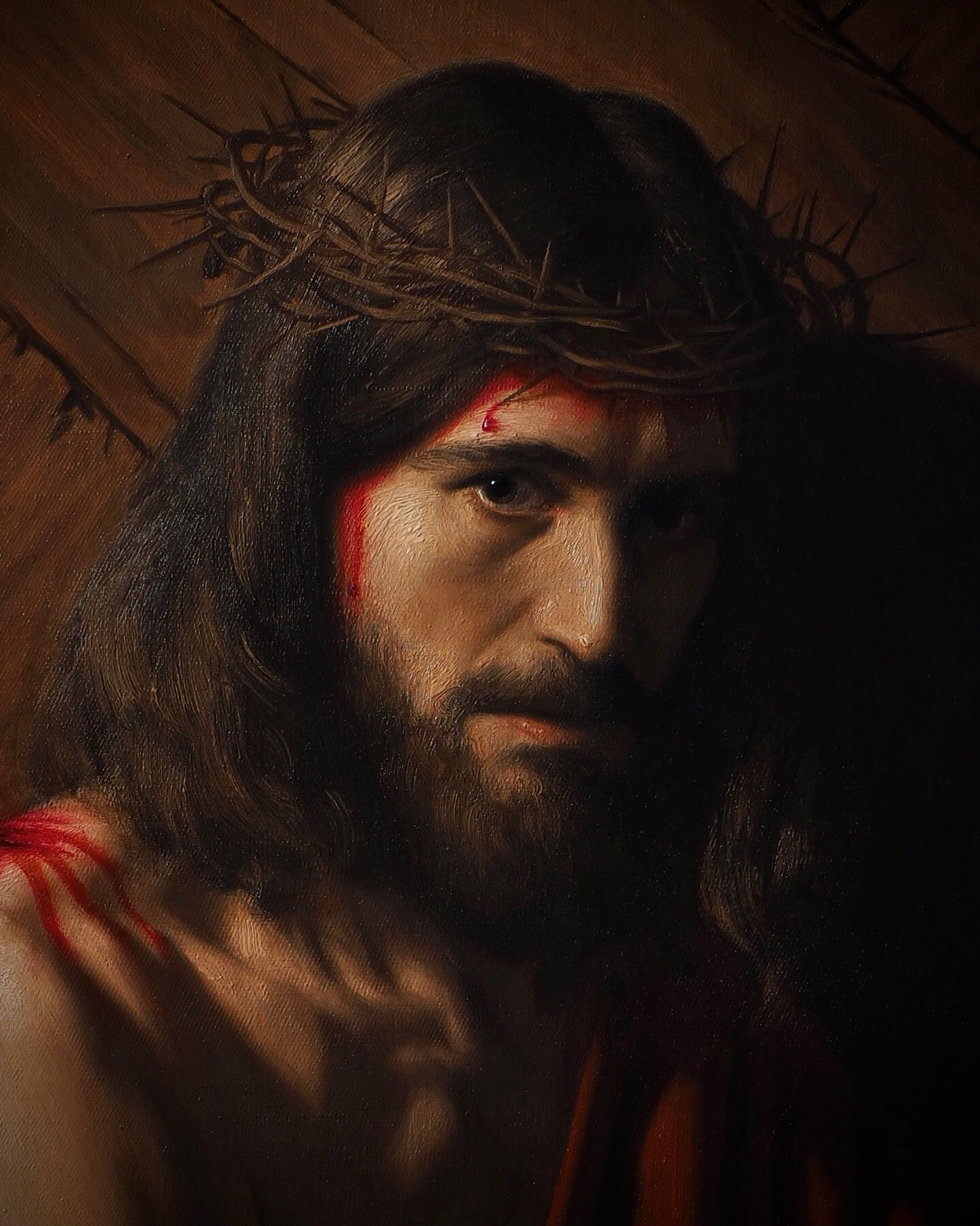 Christ crowned with thorns, revealing to us the Holy Shoulder Wound &mdash; His most painful wound as He entrusted to Saint Bernard. What does His gaze tell you?

Details from a larger painting to be posted tomorrow &hellip;

&bull;

#carlnikolasvont