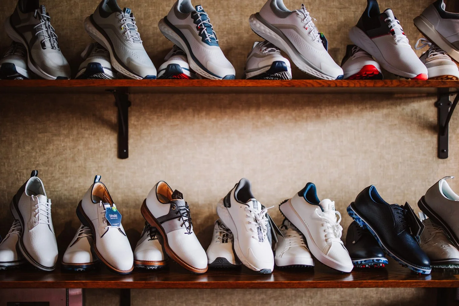 variety of golf shoes