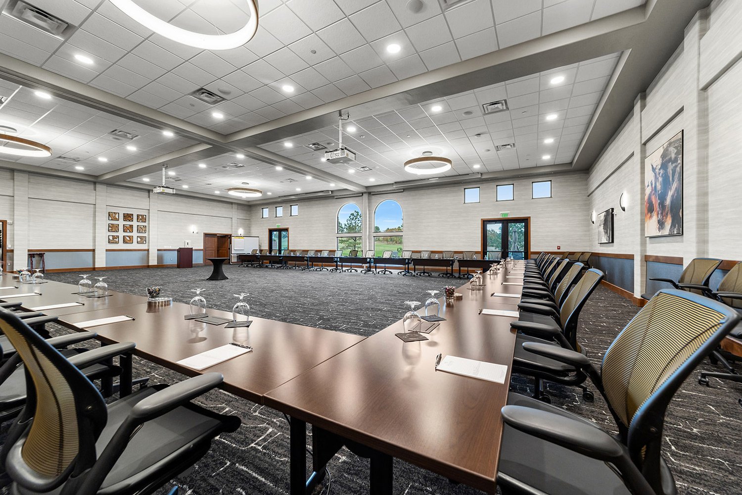 barolo u shape meeting setup