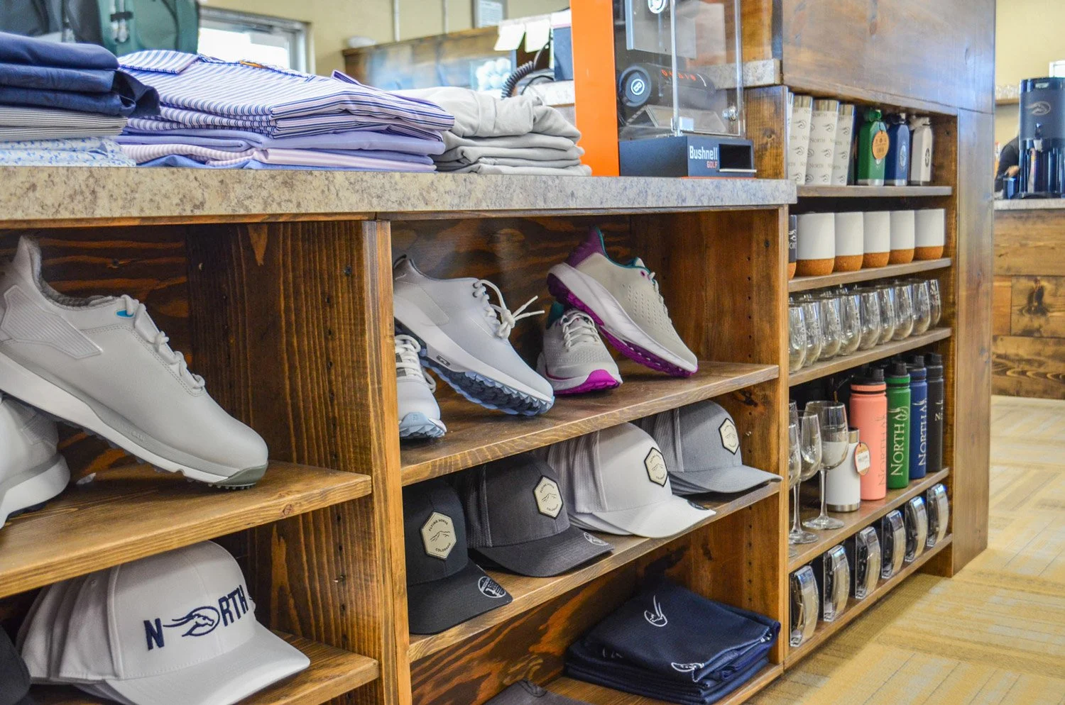 flying horse north golf shop