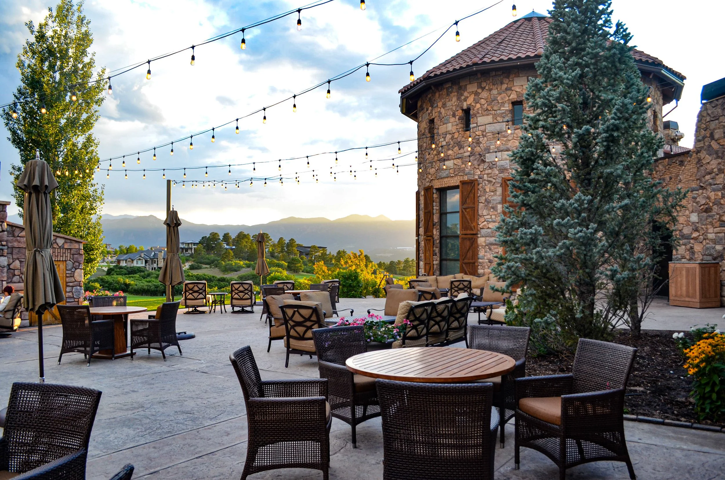 steakhouse courtyard