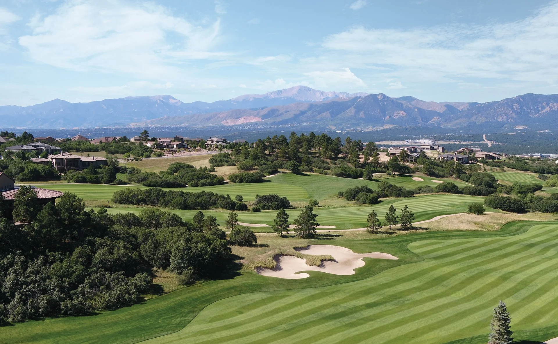 weiskopf golf course and pikes peak