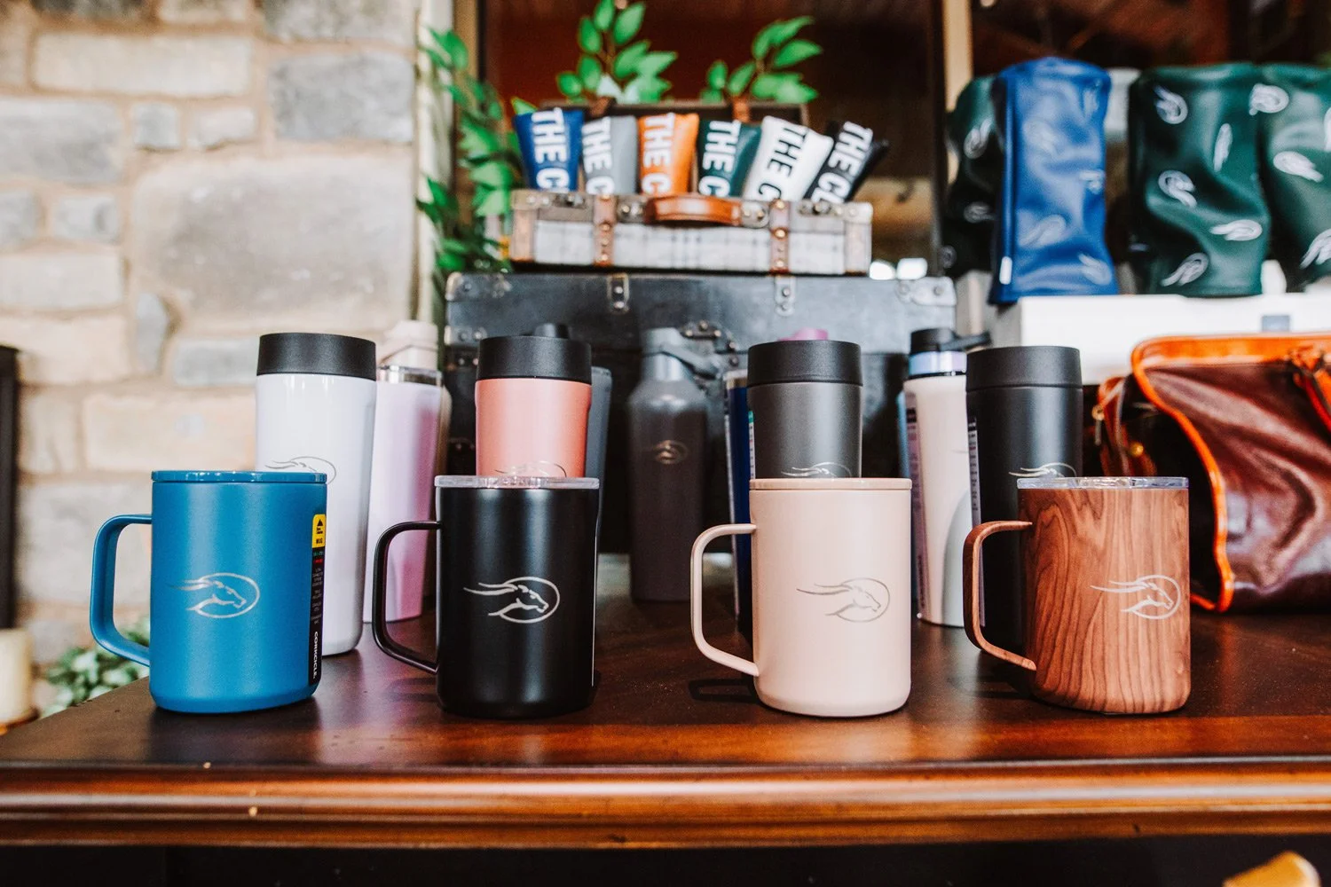 custom flying horse travel mugs