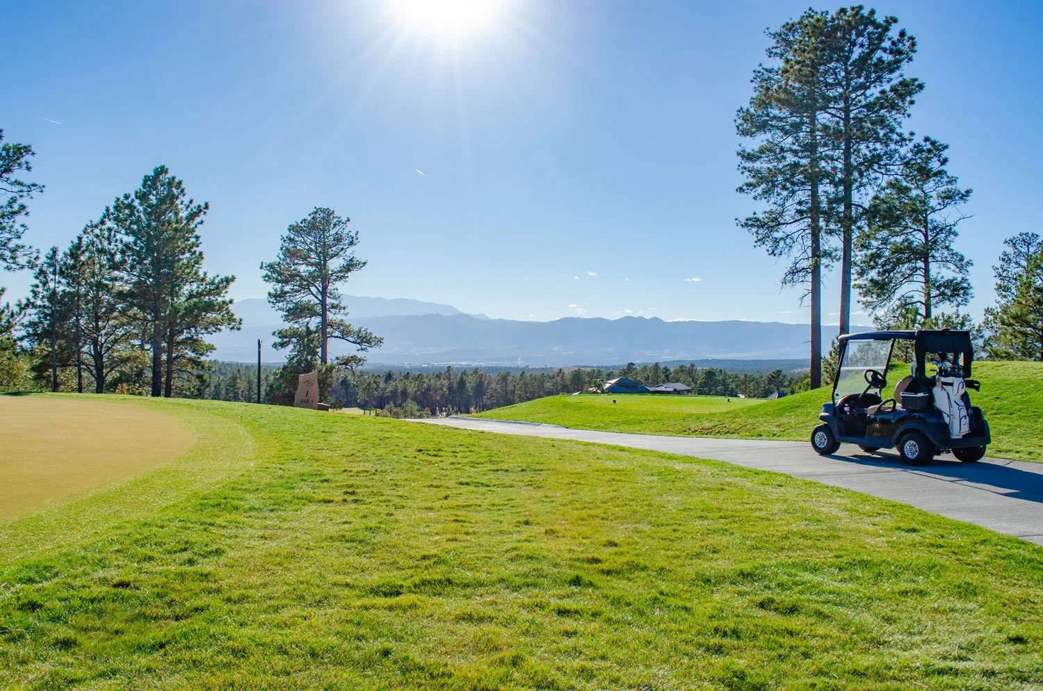 golf cart on flying horse north course path