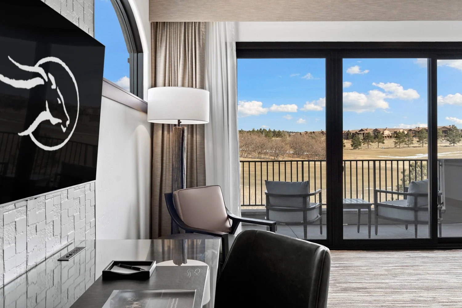 king room with a private balcony