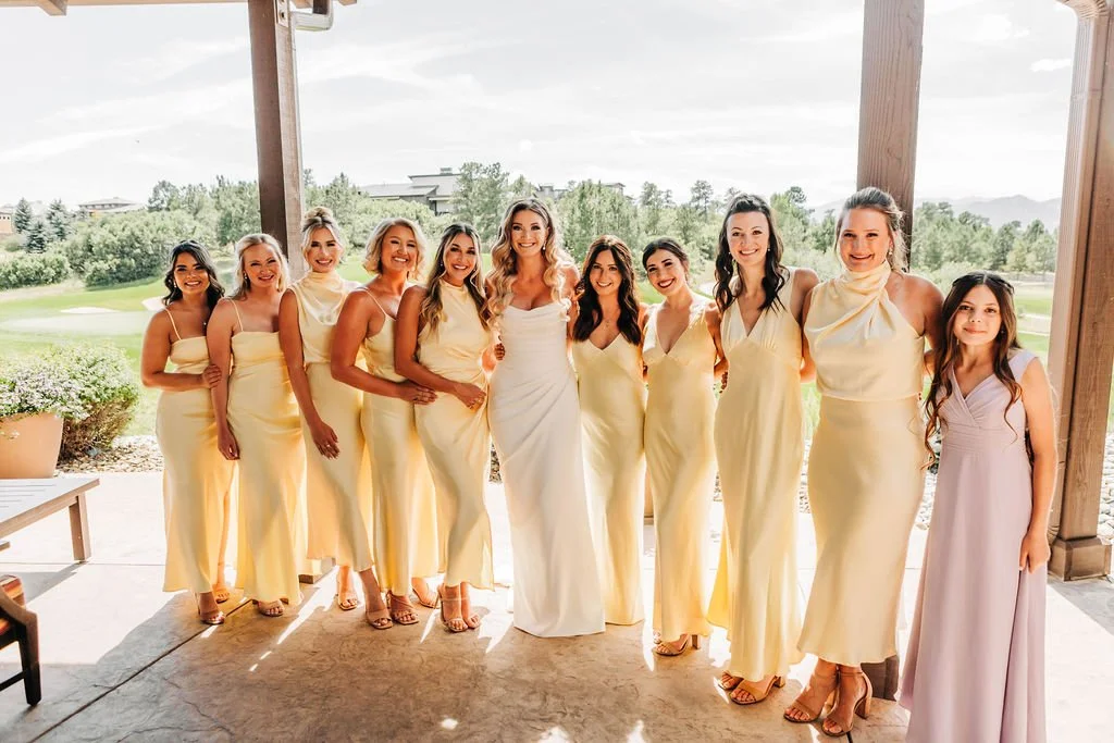 first look with your girls on the terrace of the villas