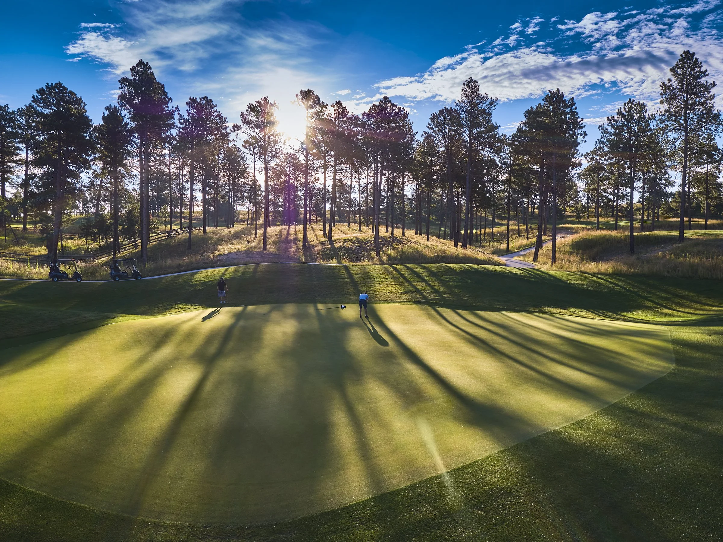 hole 2 at flying horse north