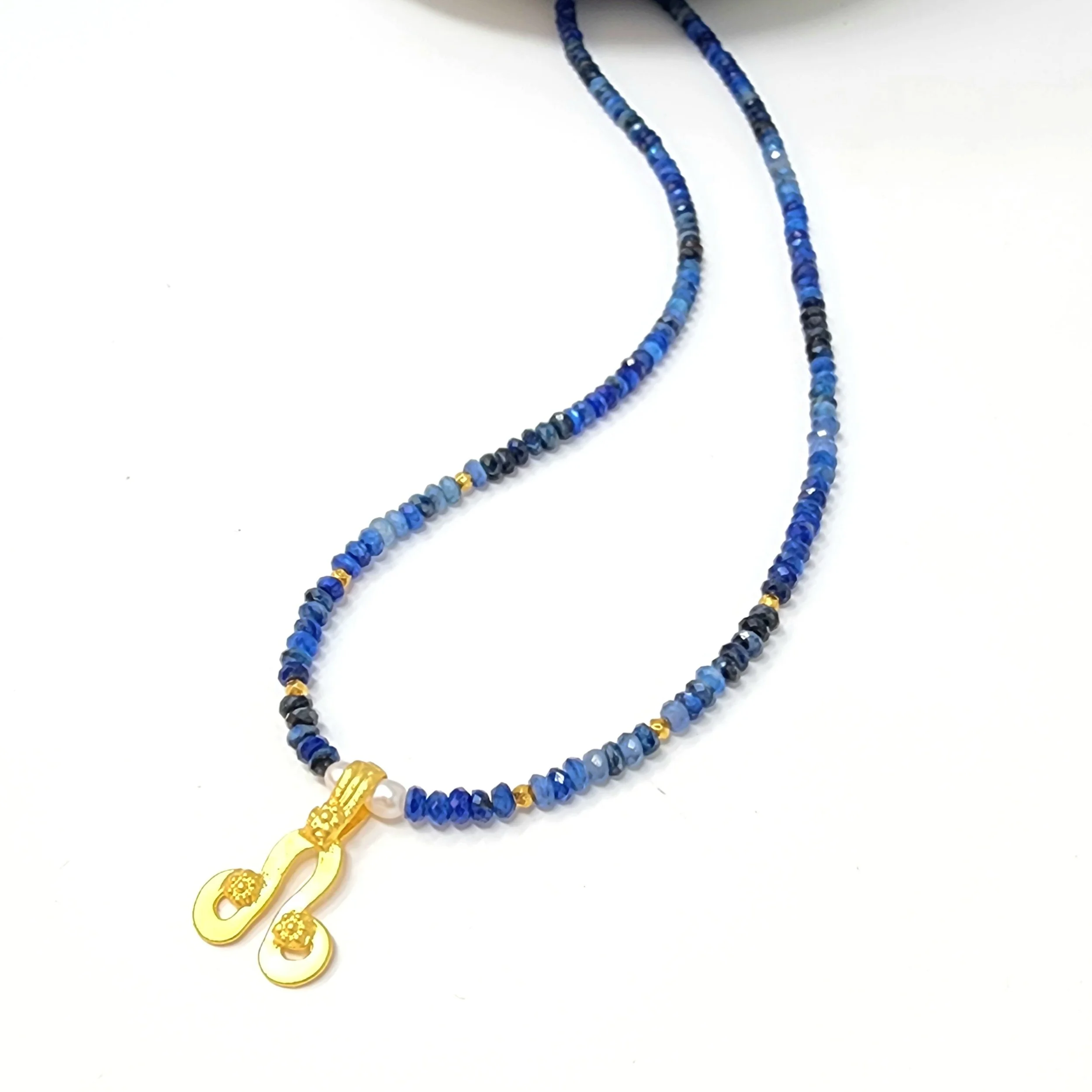 kyanite-third-eye-chakra-necklace-handmade-gemstone.jpg