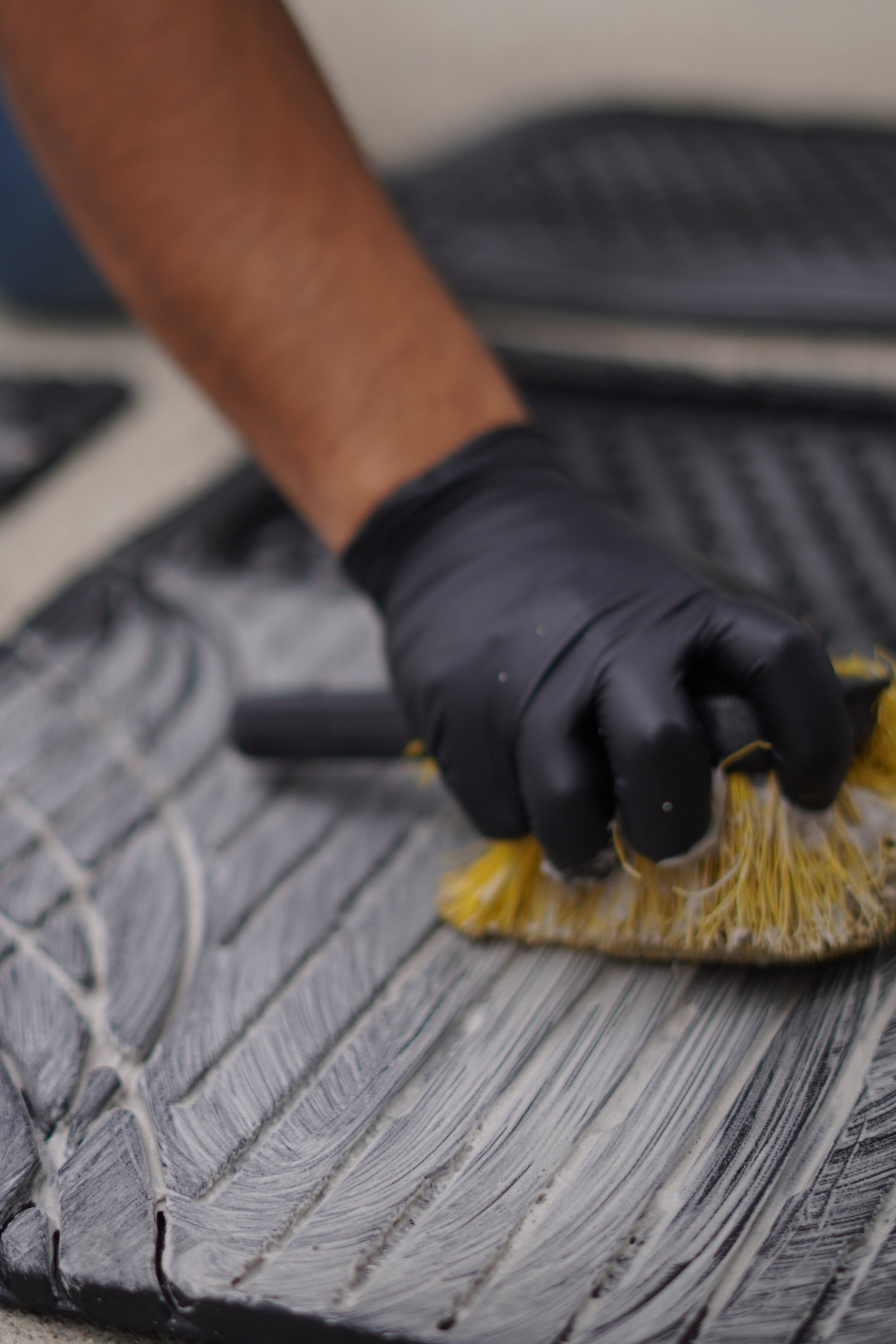 interior_brushing_01.jpg