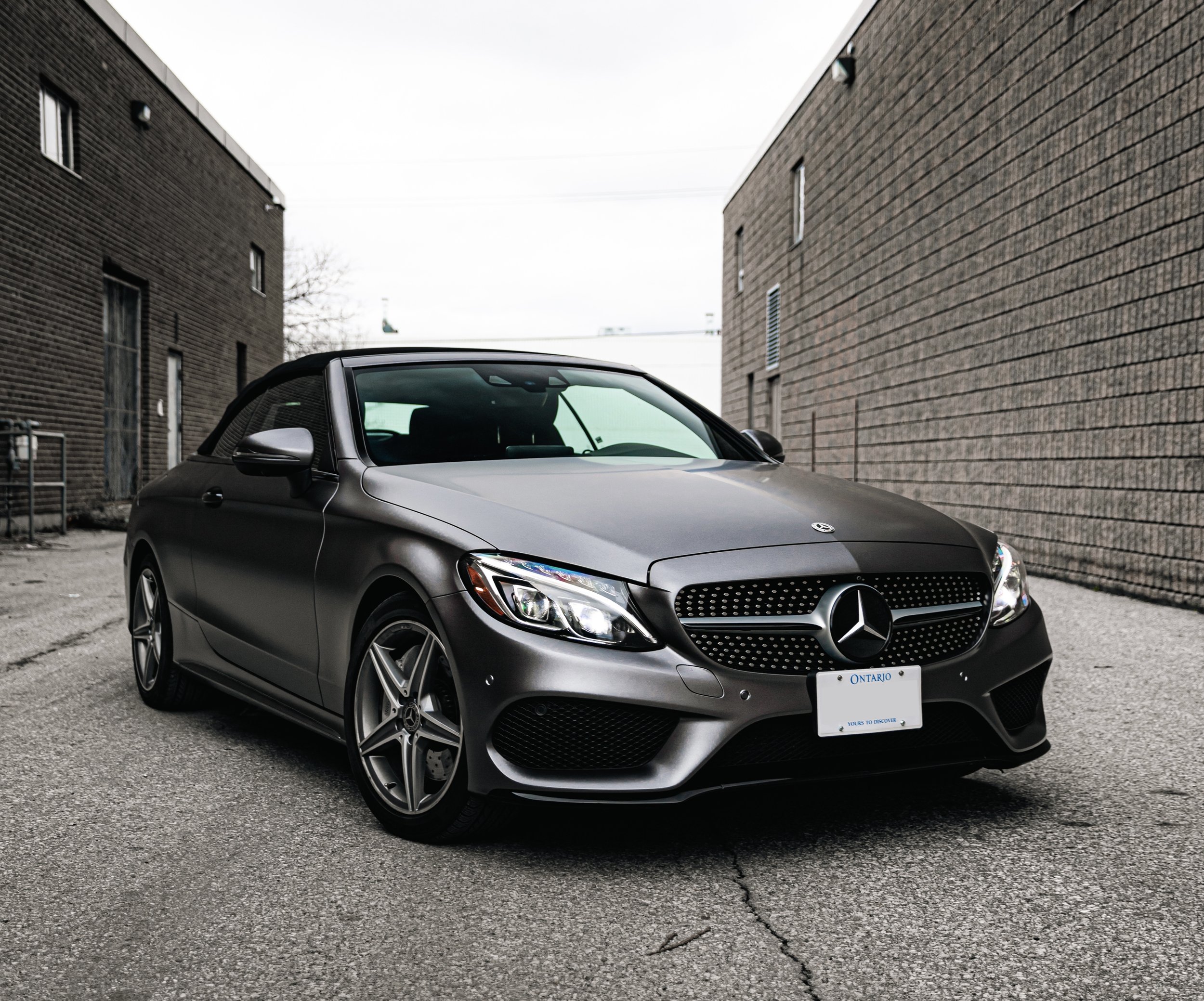 C300 wrapped in satin dark grey & full chrome delete