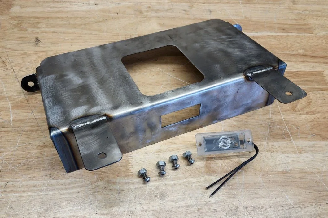 BoltIn License Plate Box 8898 Chevrolet 1500 to 0514 Ford E350