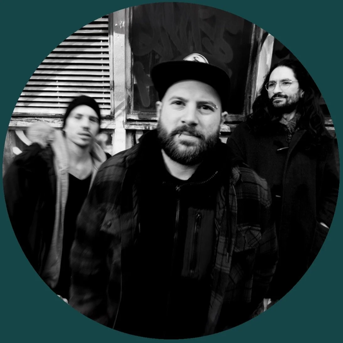 27 september p&aring; Telefonfabriken! Kom och fira Something Deads nya album, med ett speciellt upptr&auml;dande du inte vill missa tillsammans med support fr&aring;n n&aring;gra v&auml;nner. 

Something Dead &auml;r en alternativ rocktrio baserade 