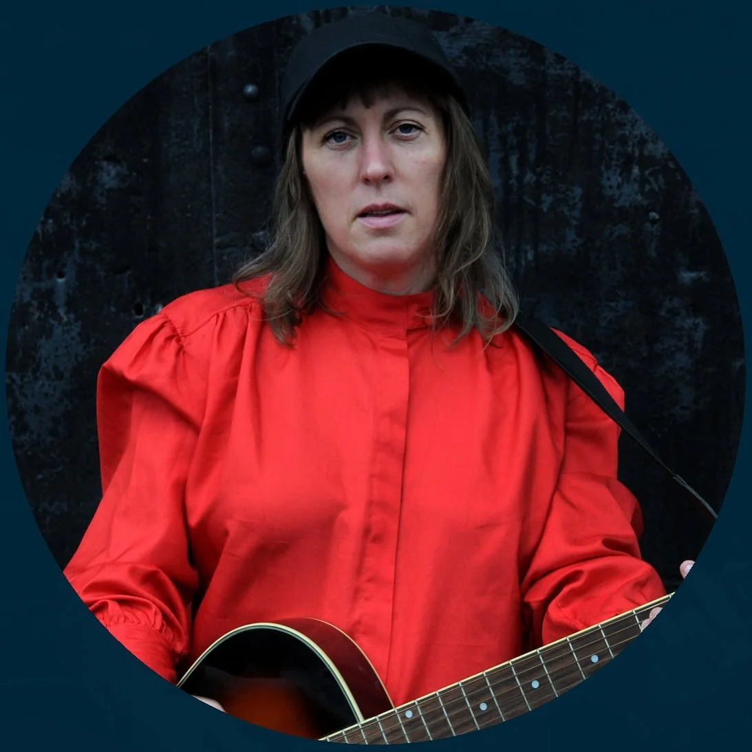 MAUD LINDSTR&Ouml;M
11 oktober

En av den moderna visans vassaste pennor &auml;r tillbaka! Personligt, uppriktigt, roligt och tr&auml;ffs&auml;kert skildrar Maud Lindstr&ouml;m det sk&ouml;ra, skitiga och storslagna vardagslivet som det &auml;r p&ari