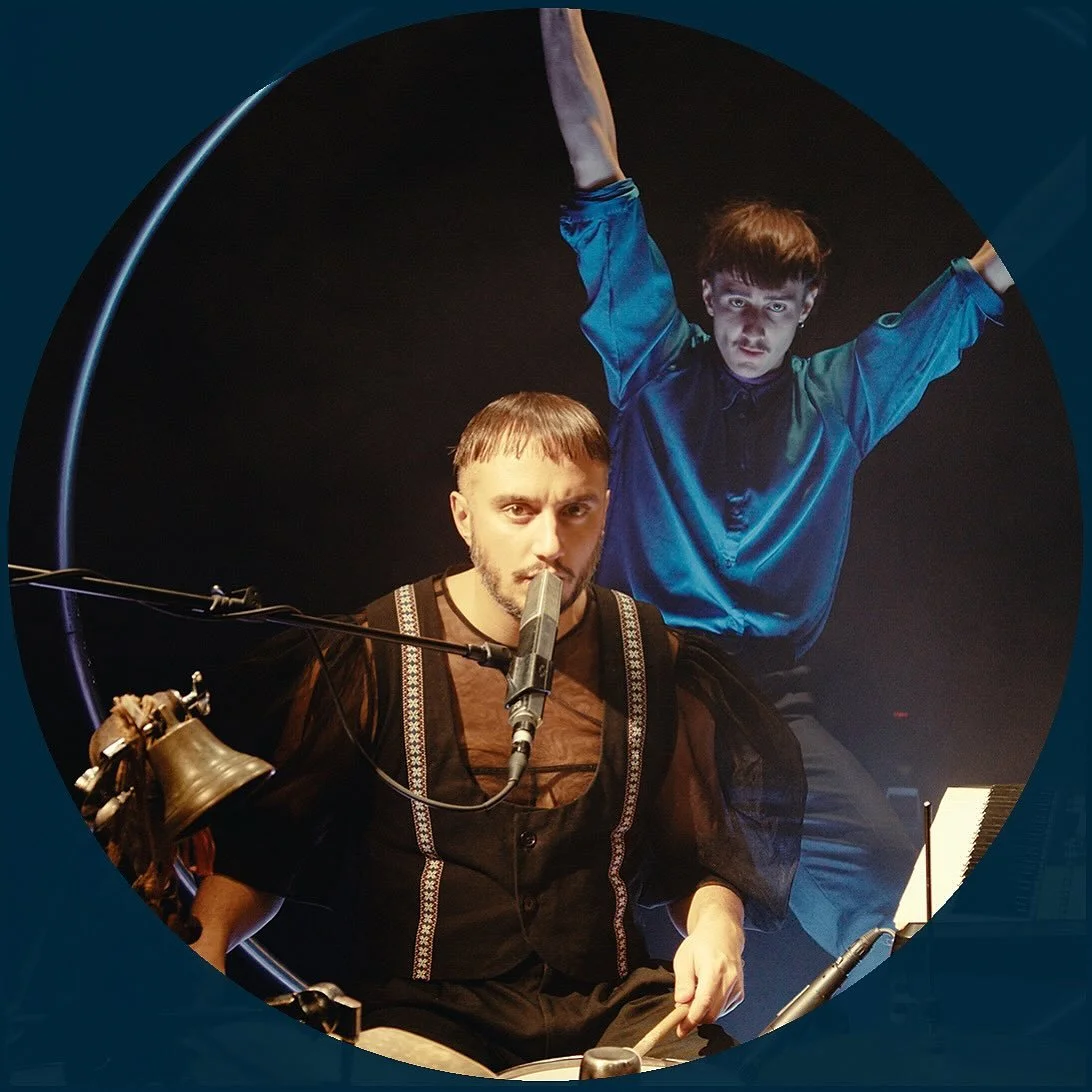 Grind Art Club - Opa Fashion
Detta &auml;r en del av festivalen Cirkus Man&iacute;a.
P&aring; Telefonfabriken:
13 februari kl. 17:30
14 februari kl. 16:30

Tv&aring; br&ouml;der i en absurd hybridcirkus om kulturarv, kreativ telepati och att hitta ny